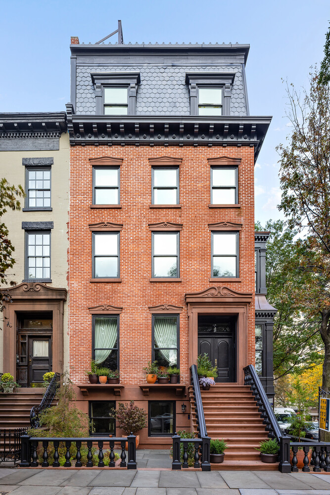 1 Monroe Place — photo