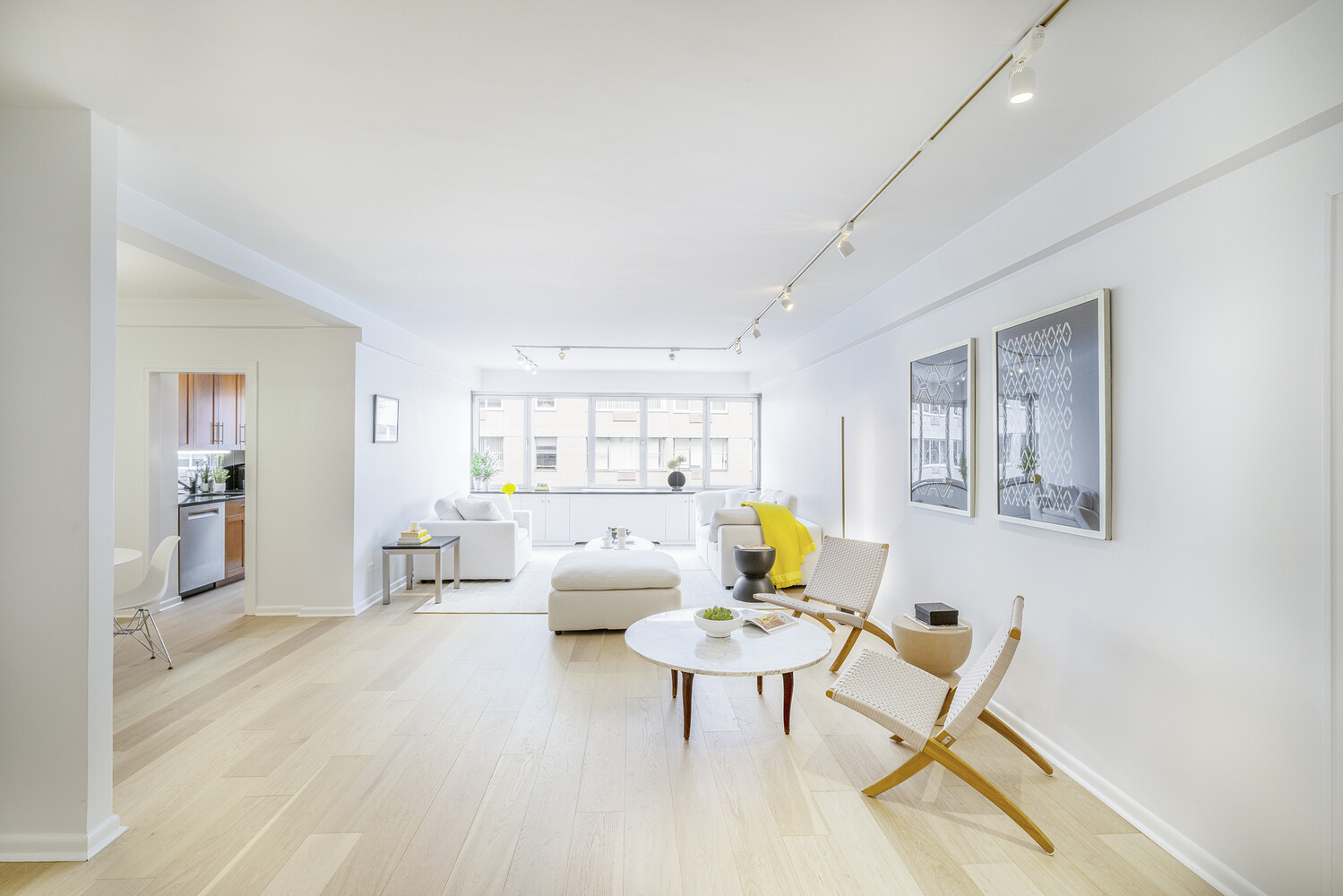 45 Sutton Place S Unit 15C — photo