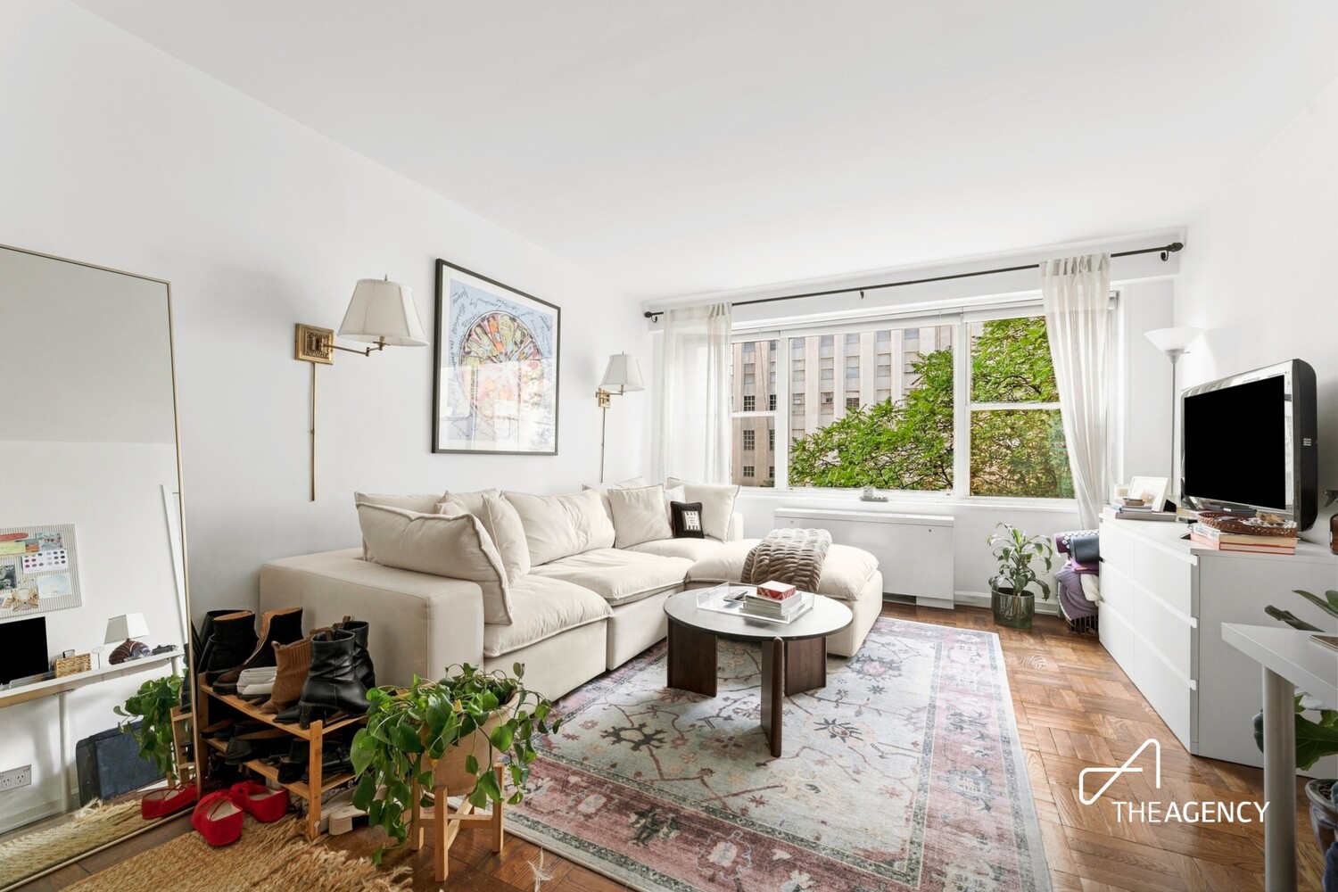150 E 61st Street Unit 5K — photo