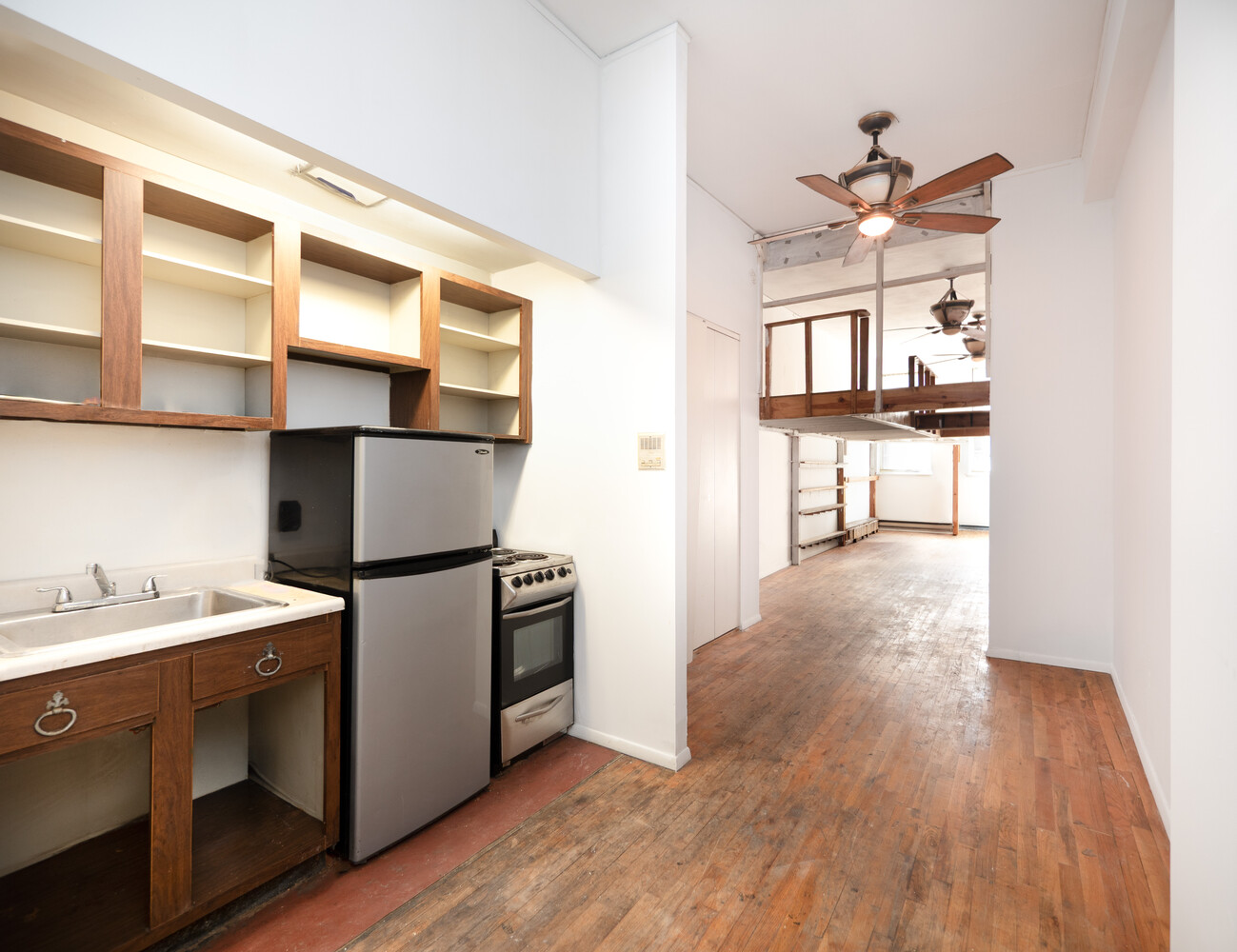 23 Waverly Place Unit 6L — photo