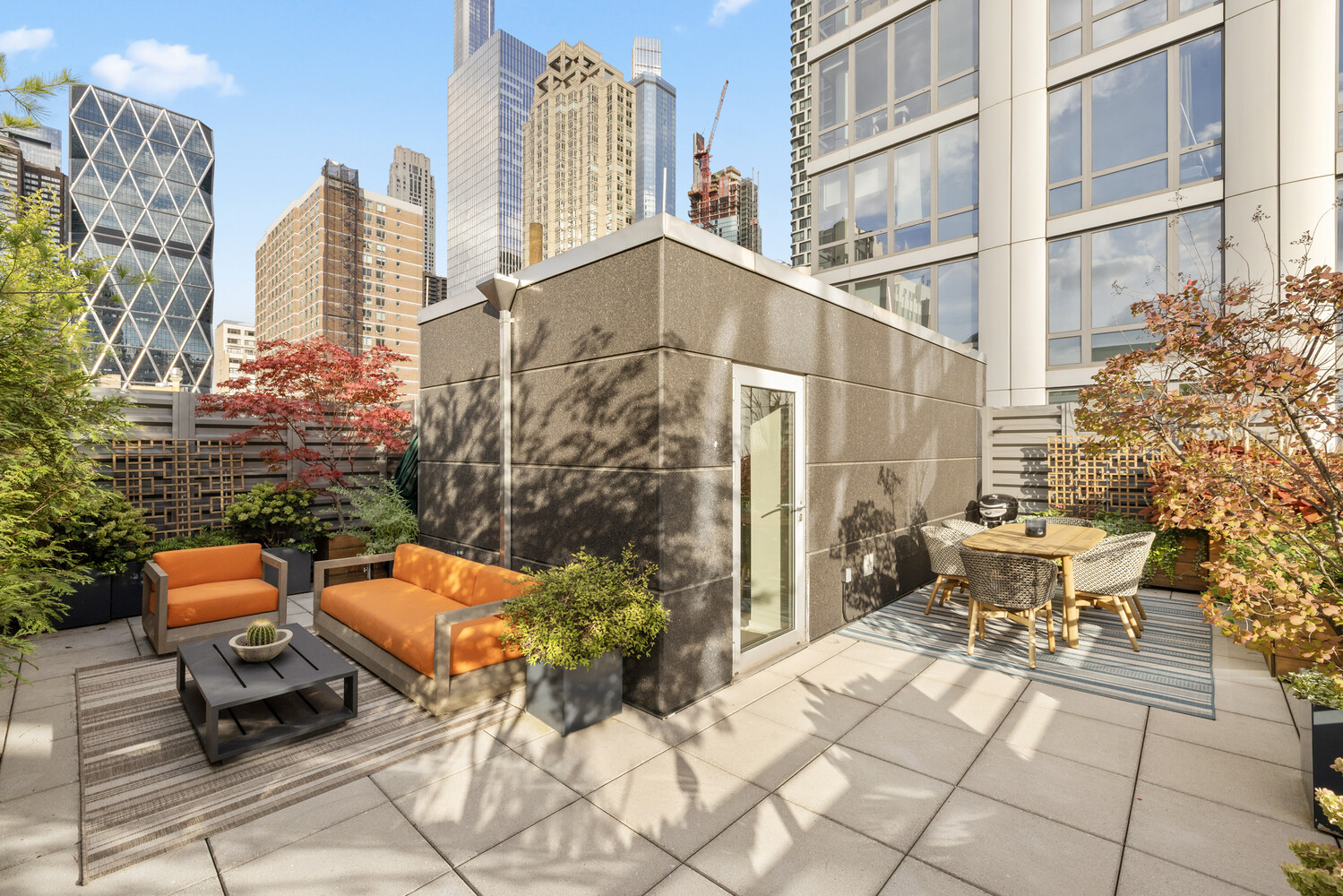 310 W 52nd Street Unit 6E — photo