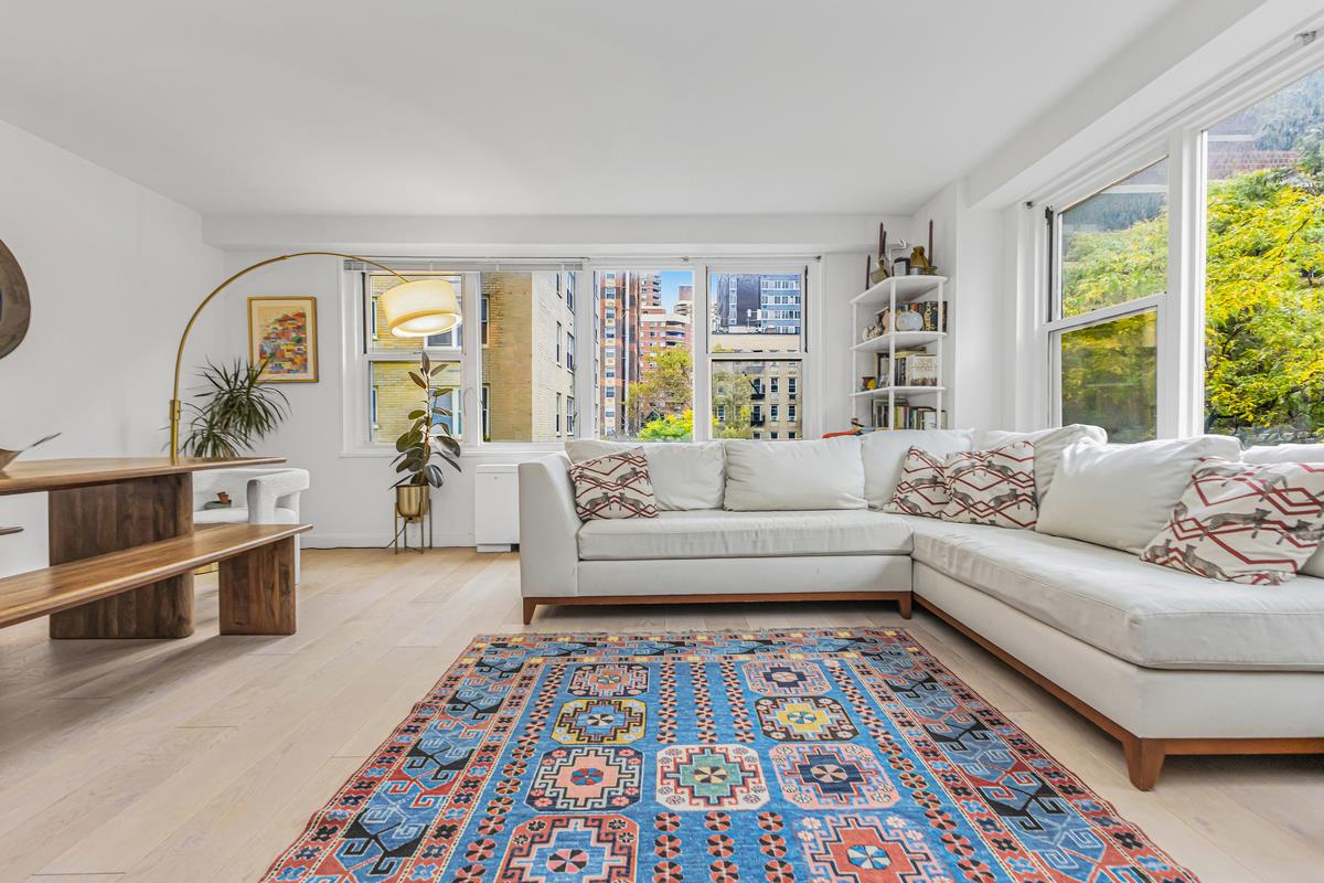 305 E 24th Street Unit 4-P — photo