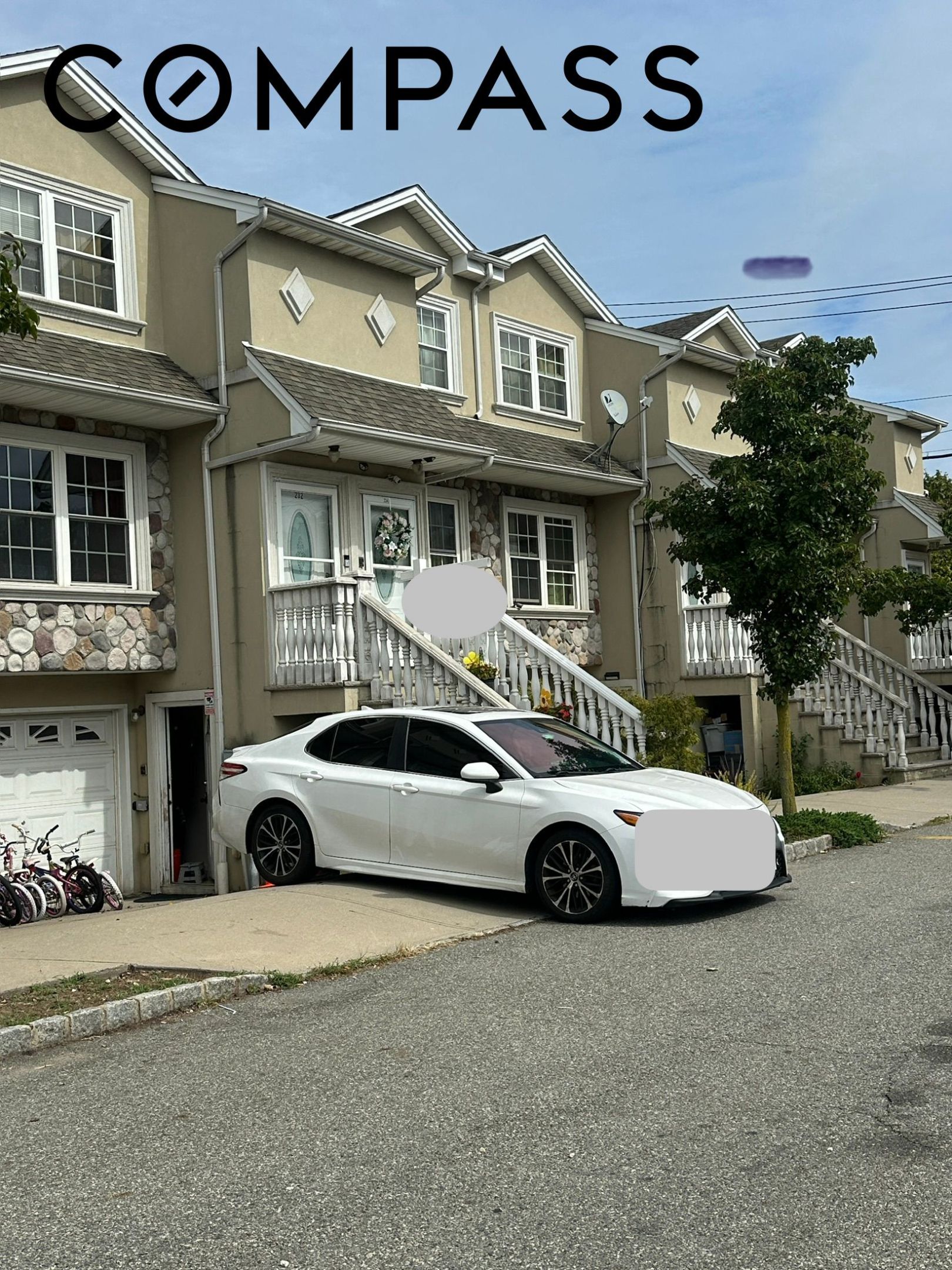 232 Dartmouth Loop — photo