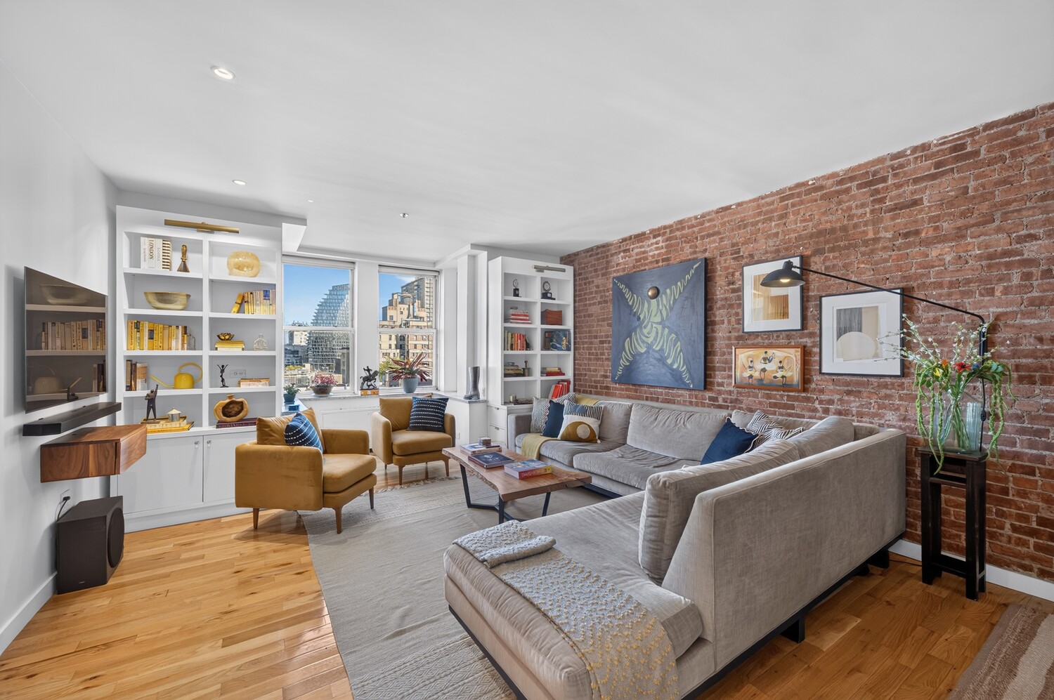 60 Pineapple Street Unit 7B — photo