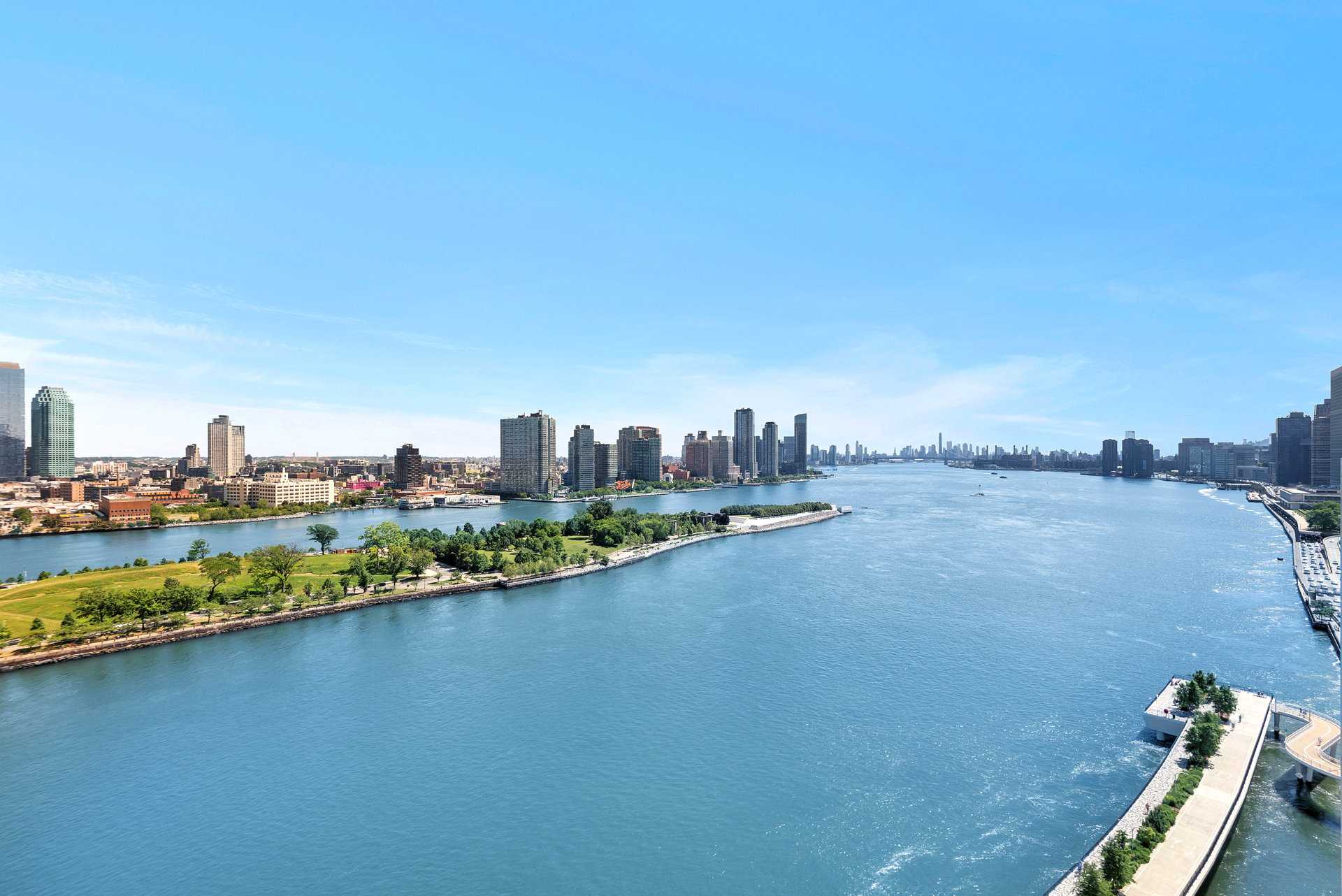 25 Sutton Place S Unit 20G — photo