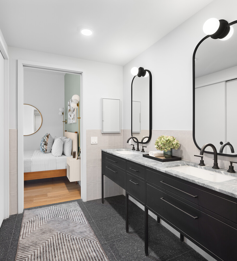 547 W 47th Street Unit 704 — photo