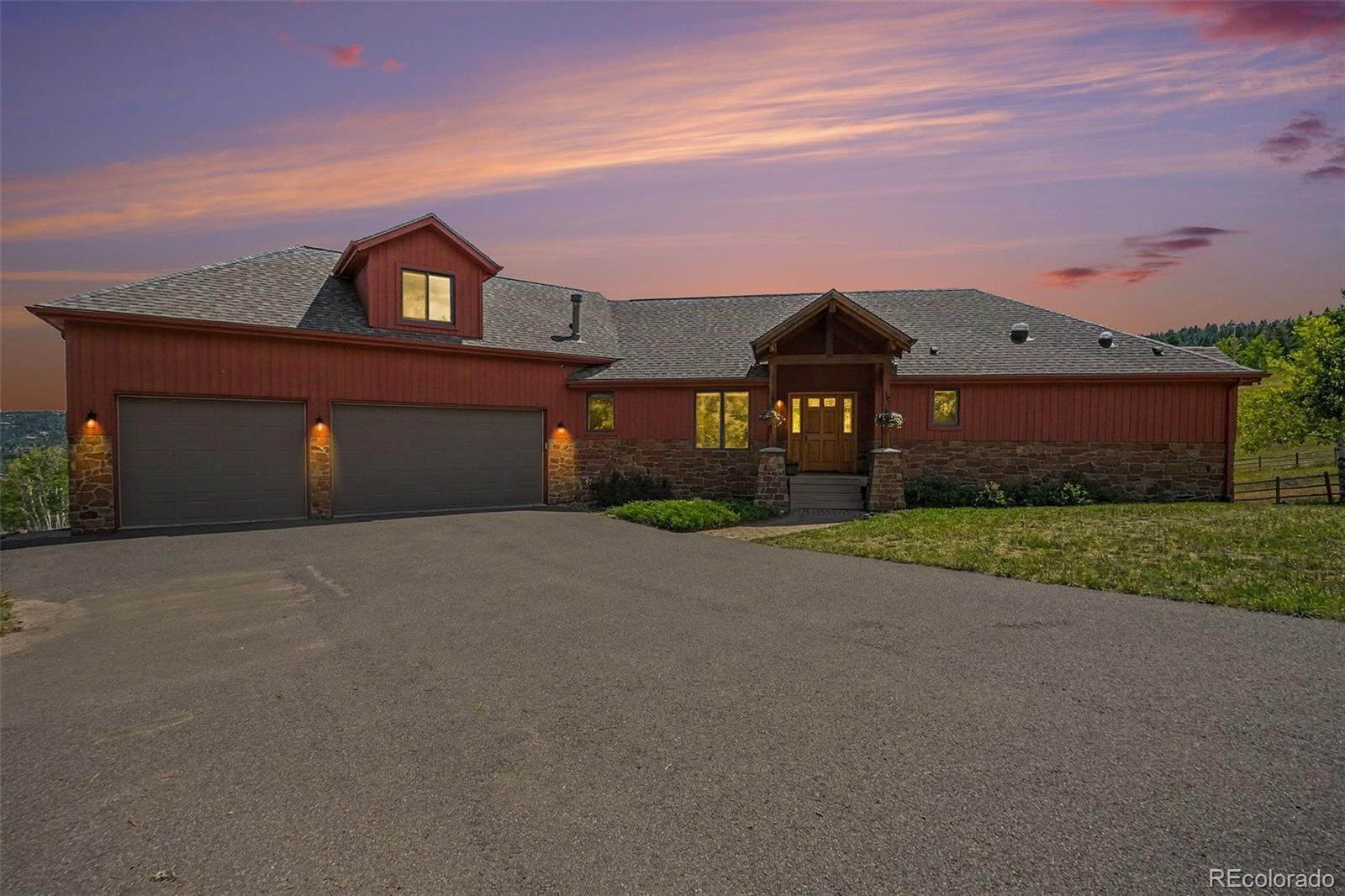 6288 Shasta Lane — photo