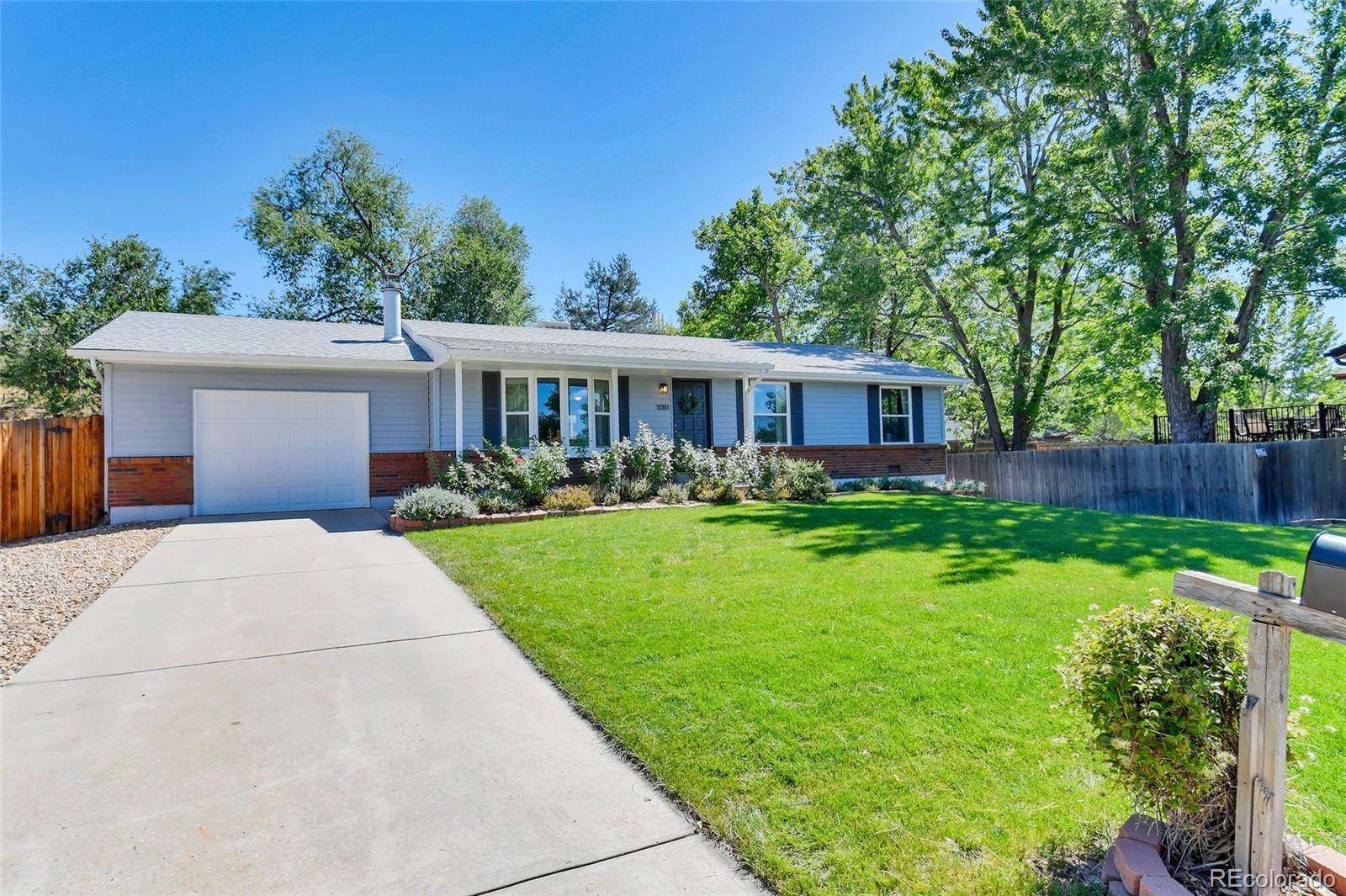 11311 W 71st Place — photo