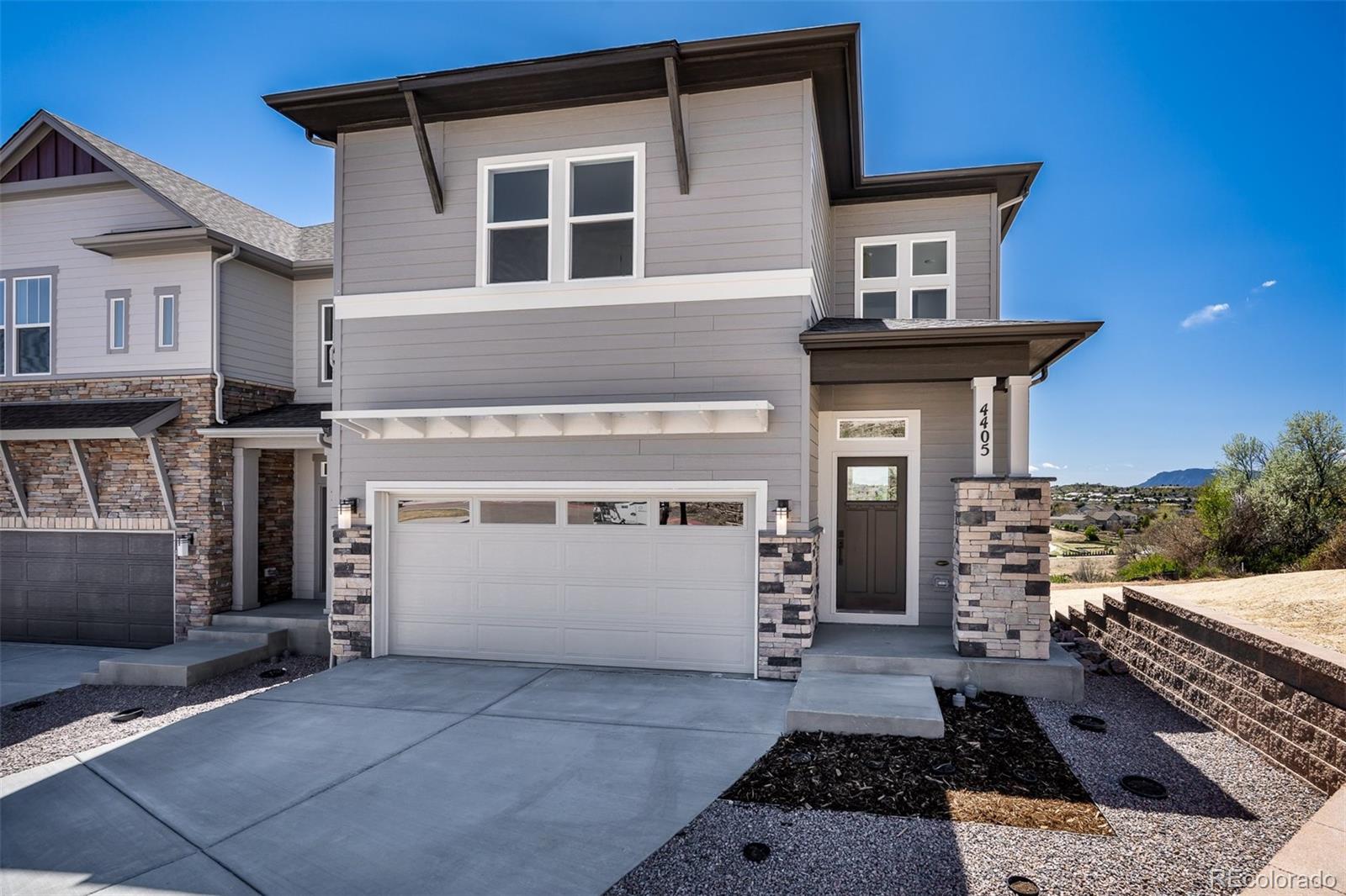 4405 Peak Crest View — photo