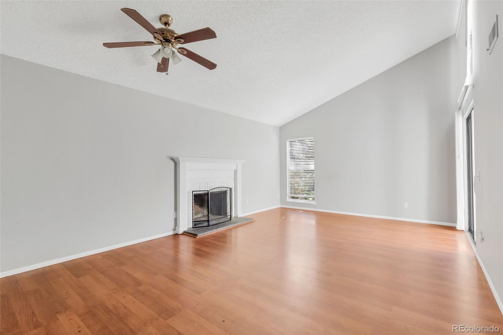 3868 S Fraser Street M09 — photo