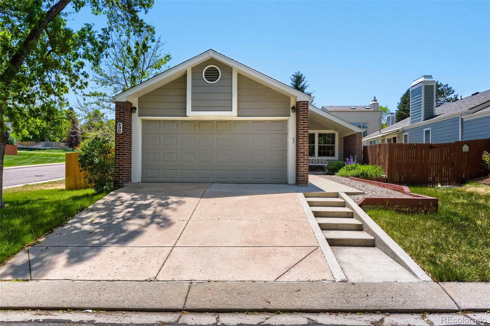 499 W Jamison Circle — photo
