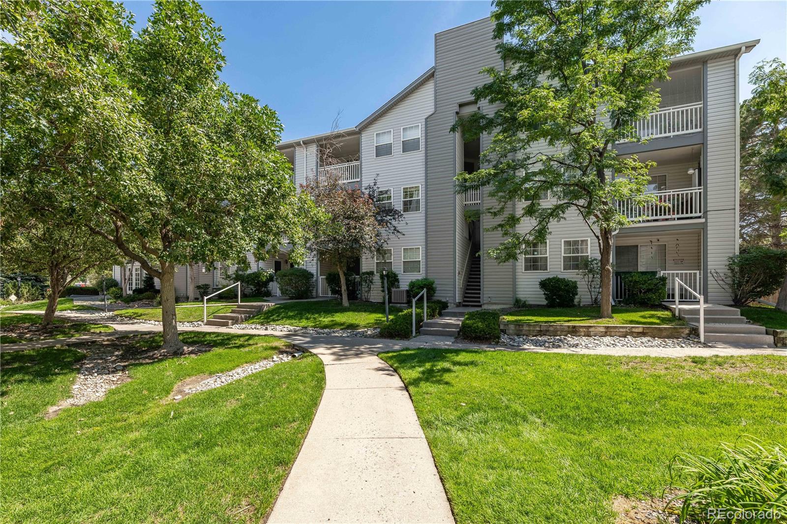 12555 E Tennessee Circle 302 — photo