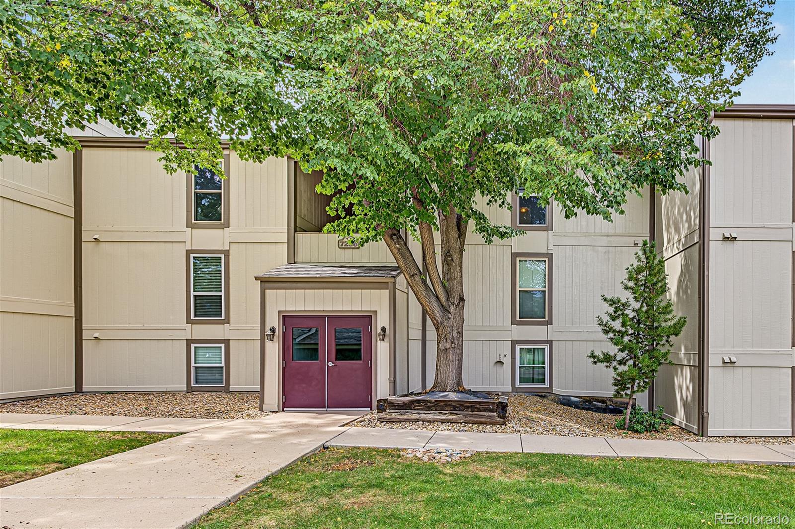 7256 S Xenia Circle F — photo