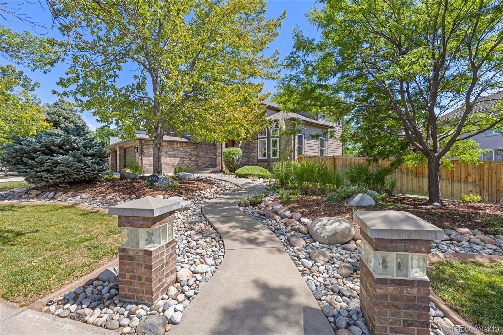 5764 S Depew Circle — photo