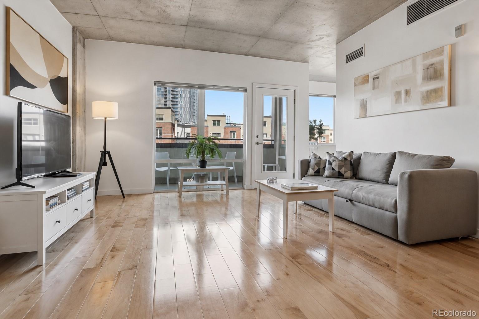 1475 Delgany Street 304 — photo