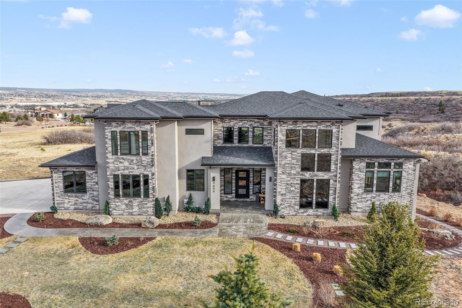3655 Mesa Top Drive — photo