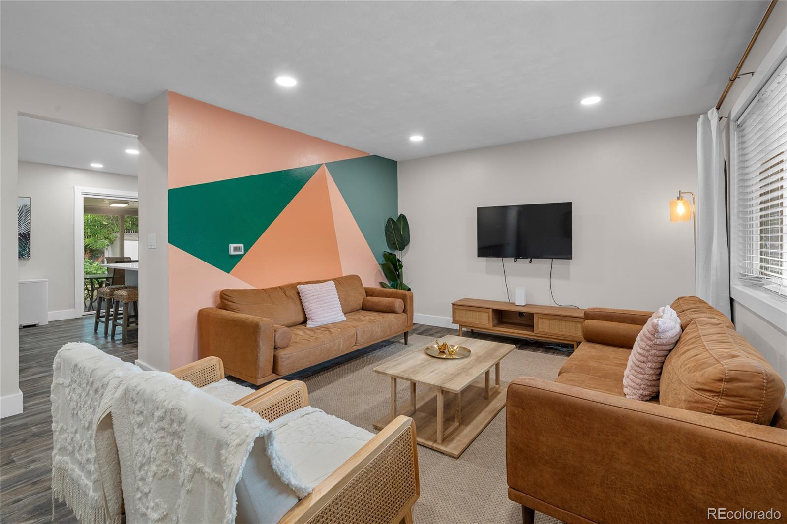 8060 Stuart Place — photo