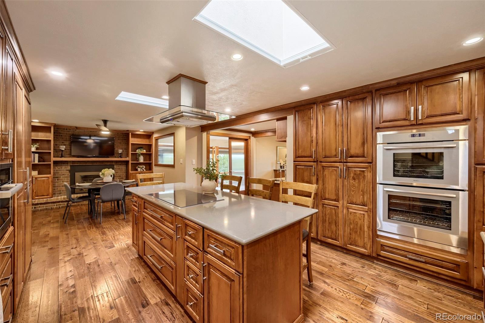 8107 W 71st Place — photo