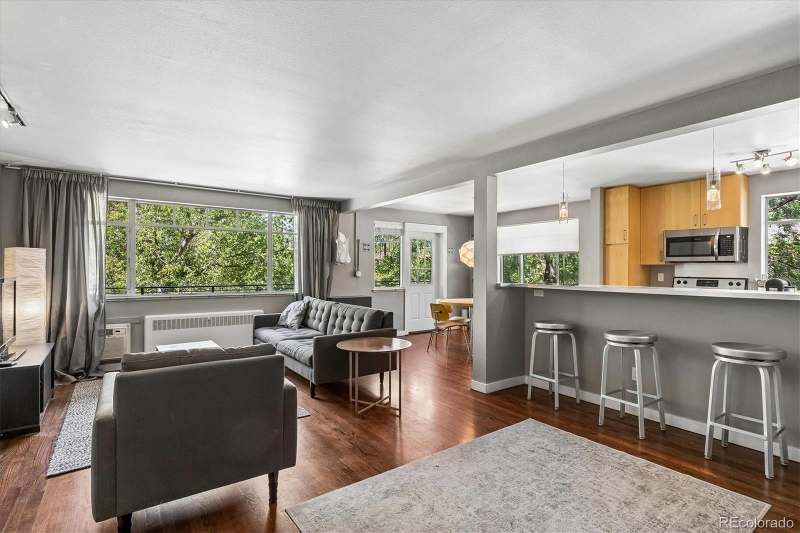 500 E 11th Avenue 301 — photo