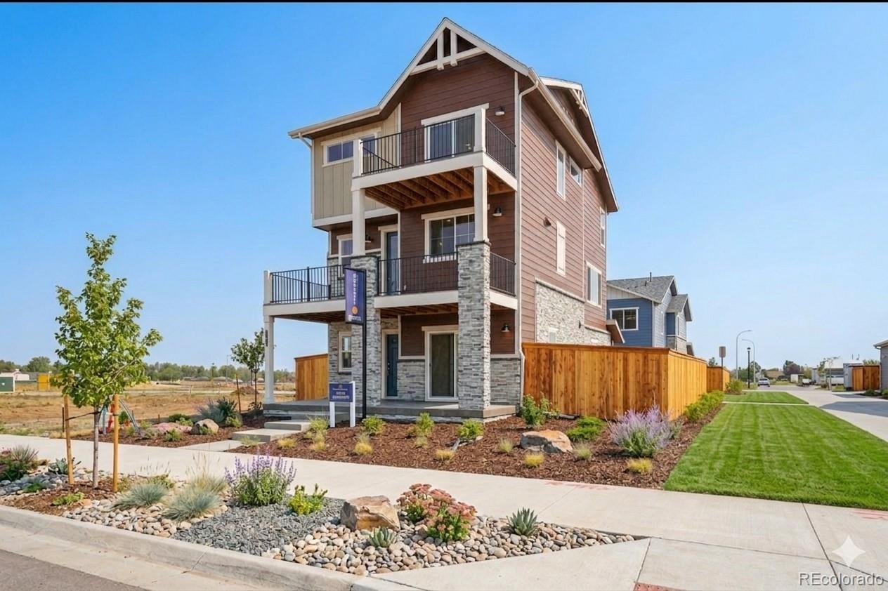 8671 Irving Street — photo