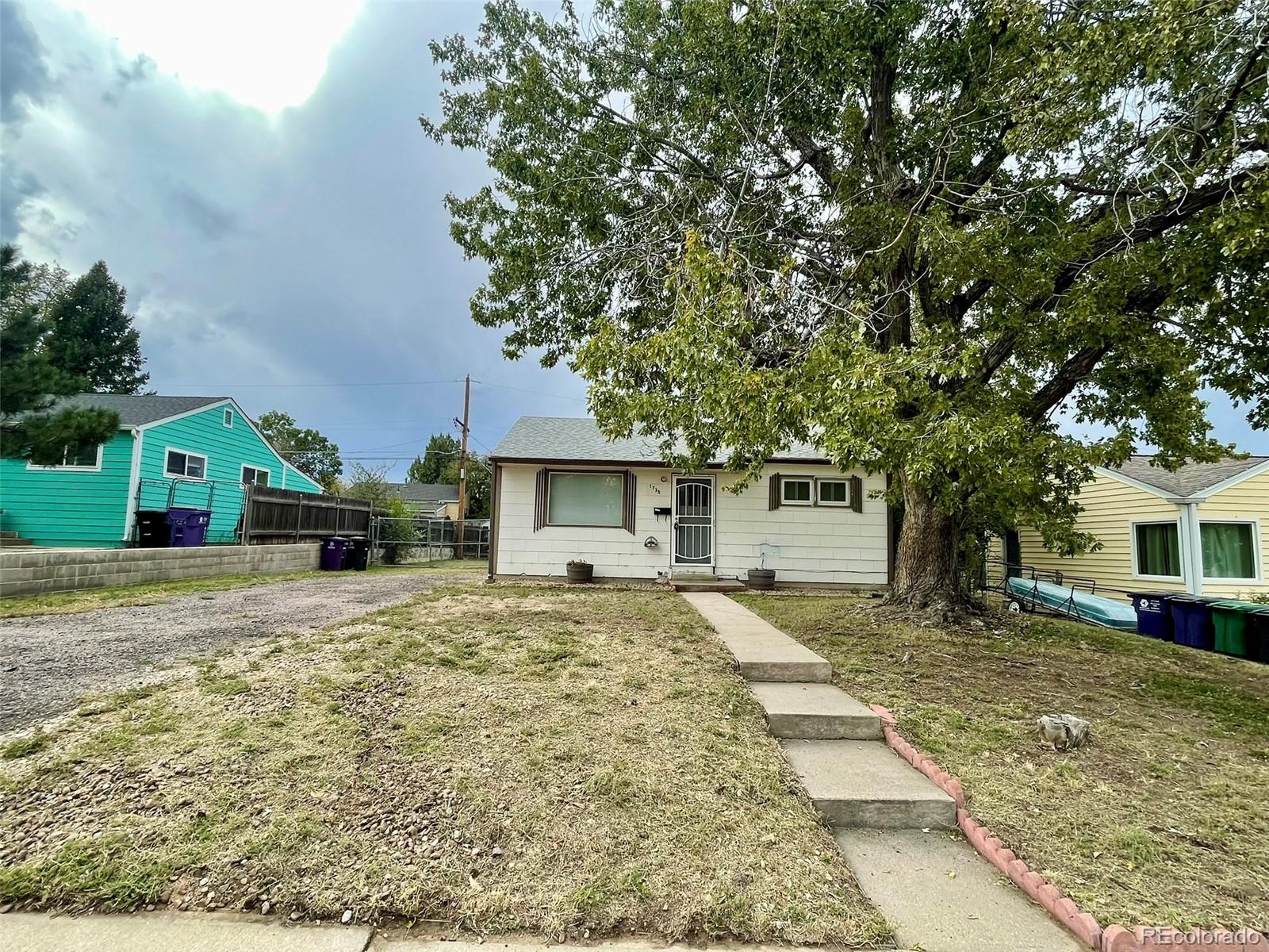 1735 S Vallejo Street — photo