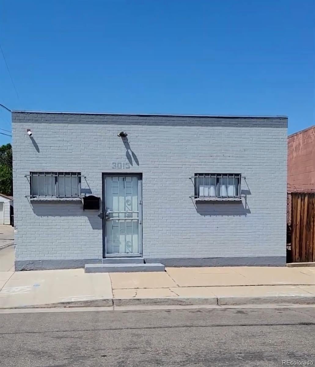 3015 W 9th Avenue — photo