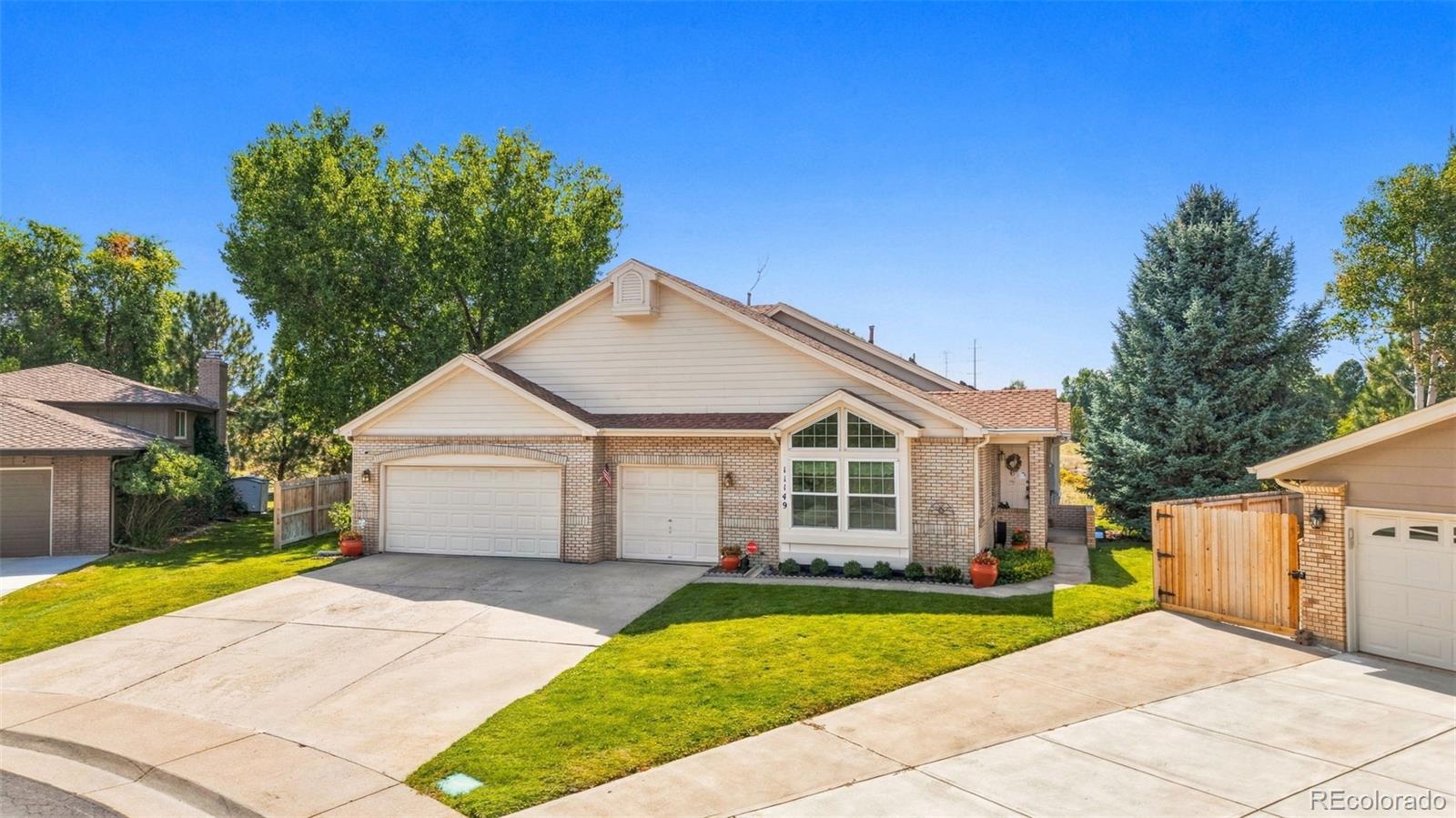 11149 Dartmoor Court — photo