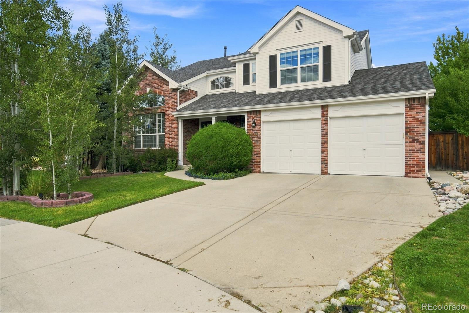 10338 Spruce Court — photo