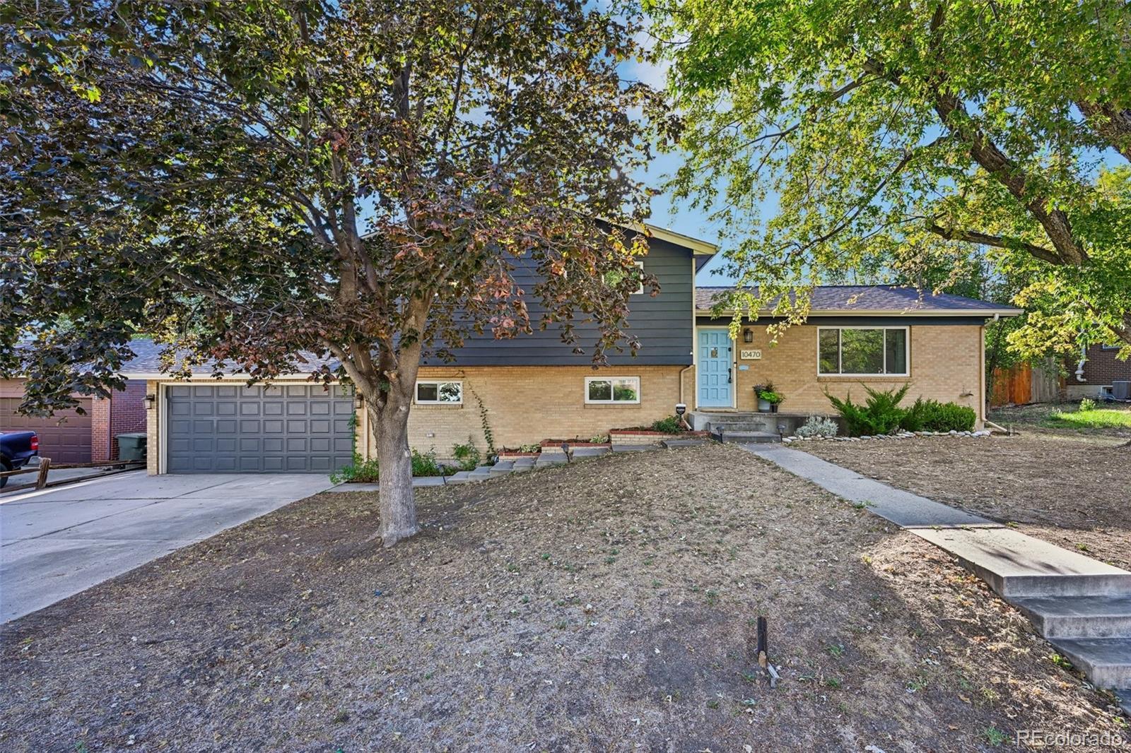 10470 Livingston Drive — photo