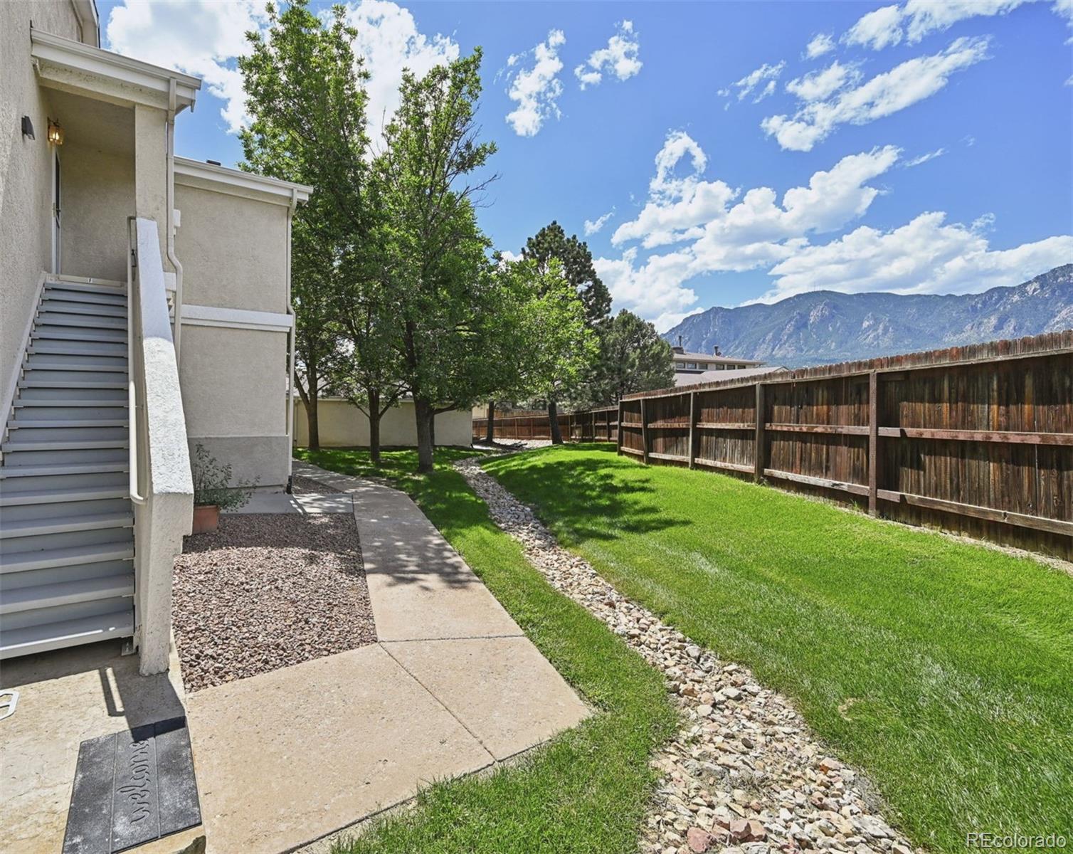 3630 Strawberry Field F — photo