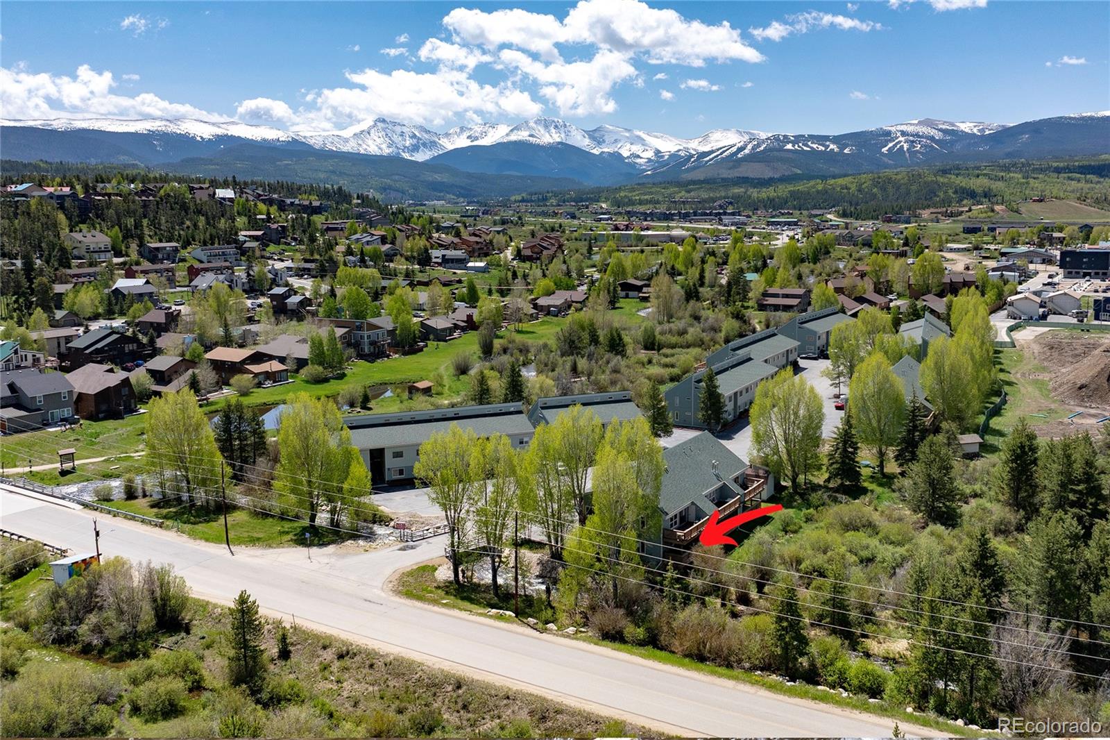 300 Sterling Way 3 — photo
