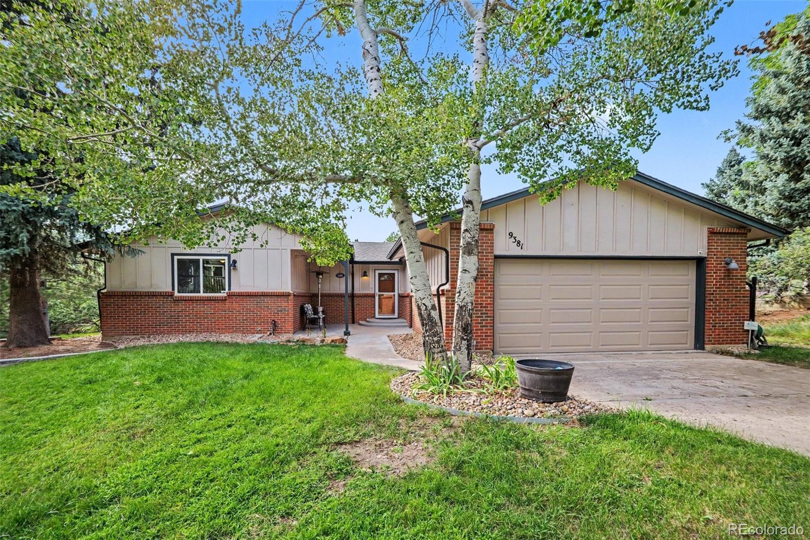 9381 Mcshane Court — photo