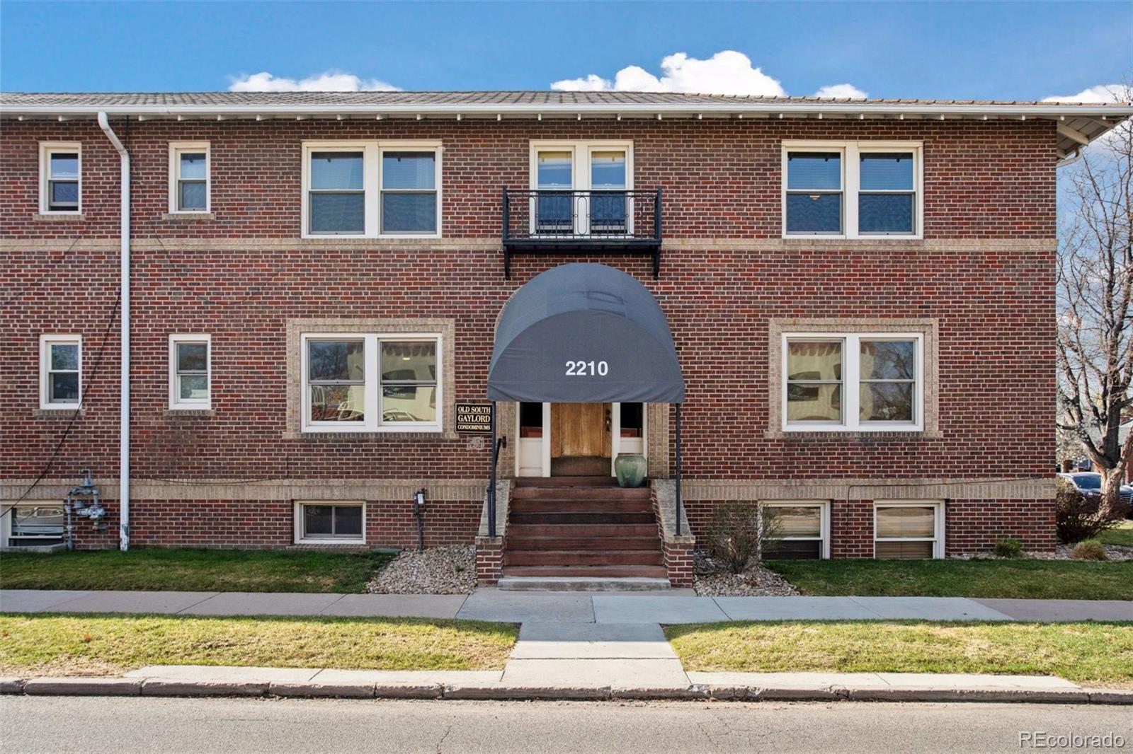 2210 E Mississippi Avenue 3 — photo