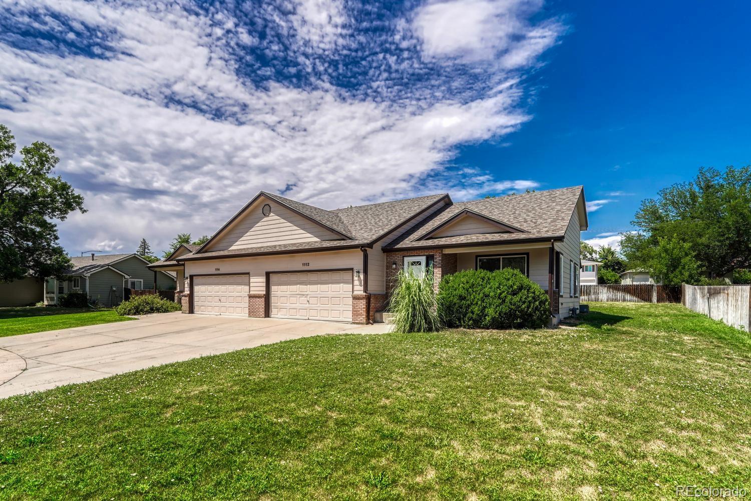 1112 Country Acres Court — photo