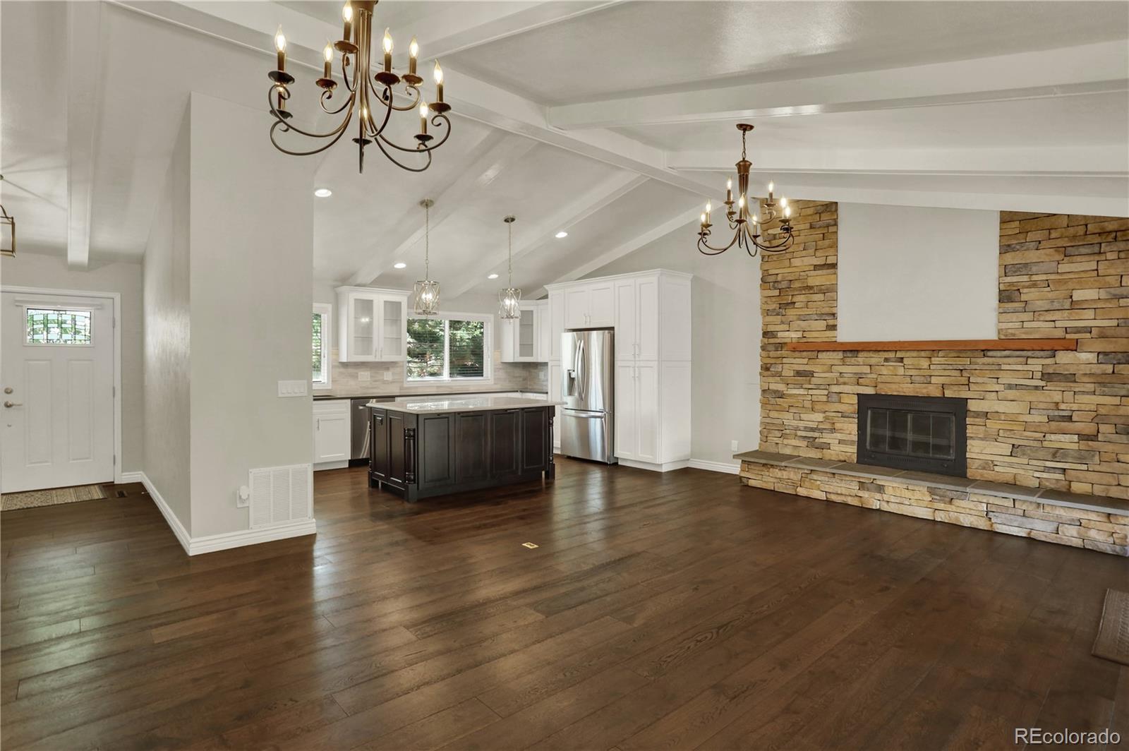 345 Johnson Drive — photo