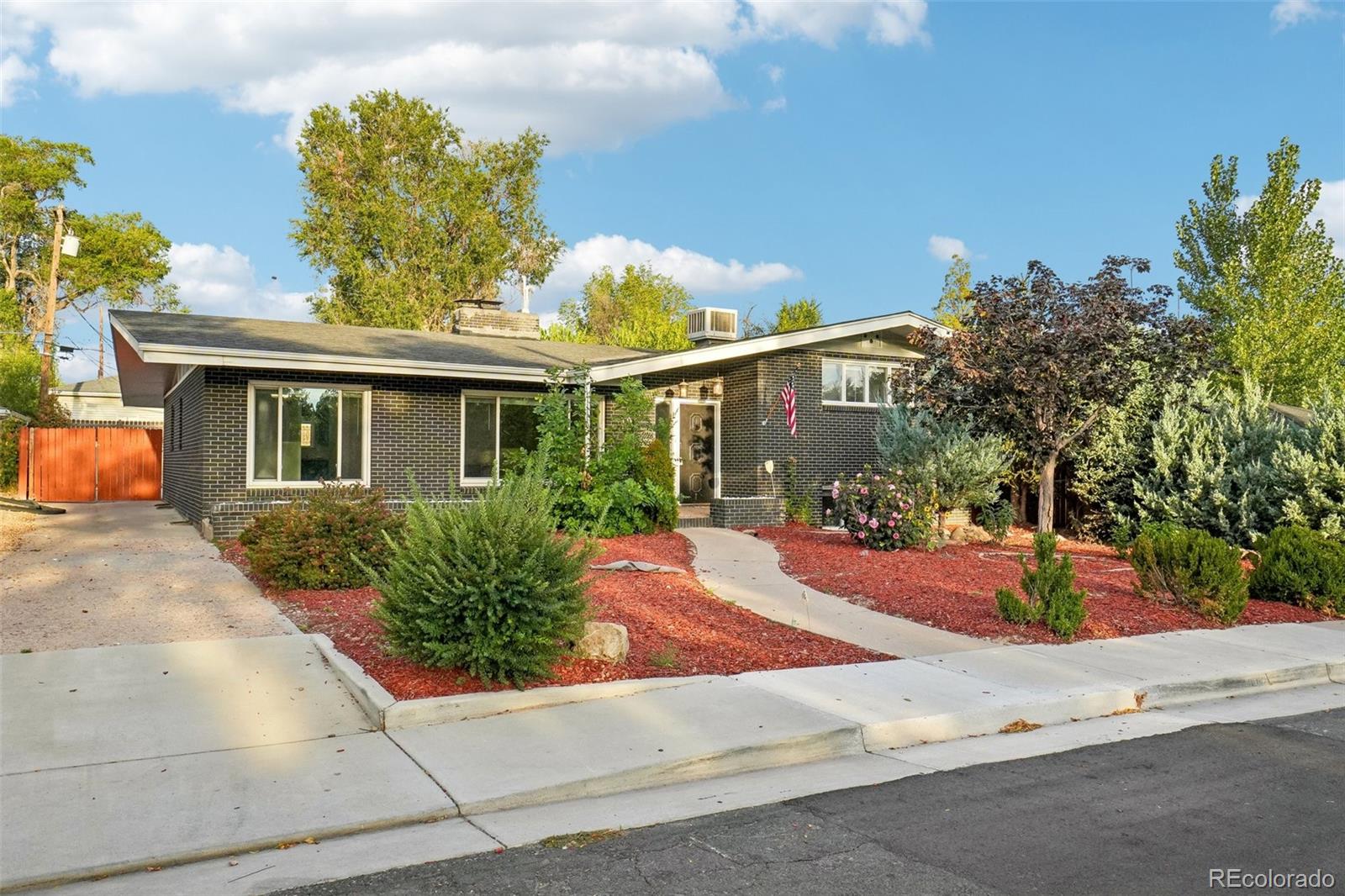 1011 22nd Avenue — photo