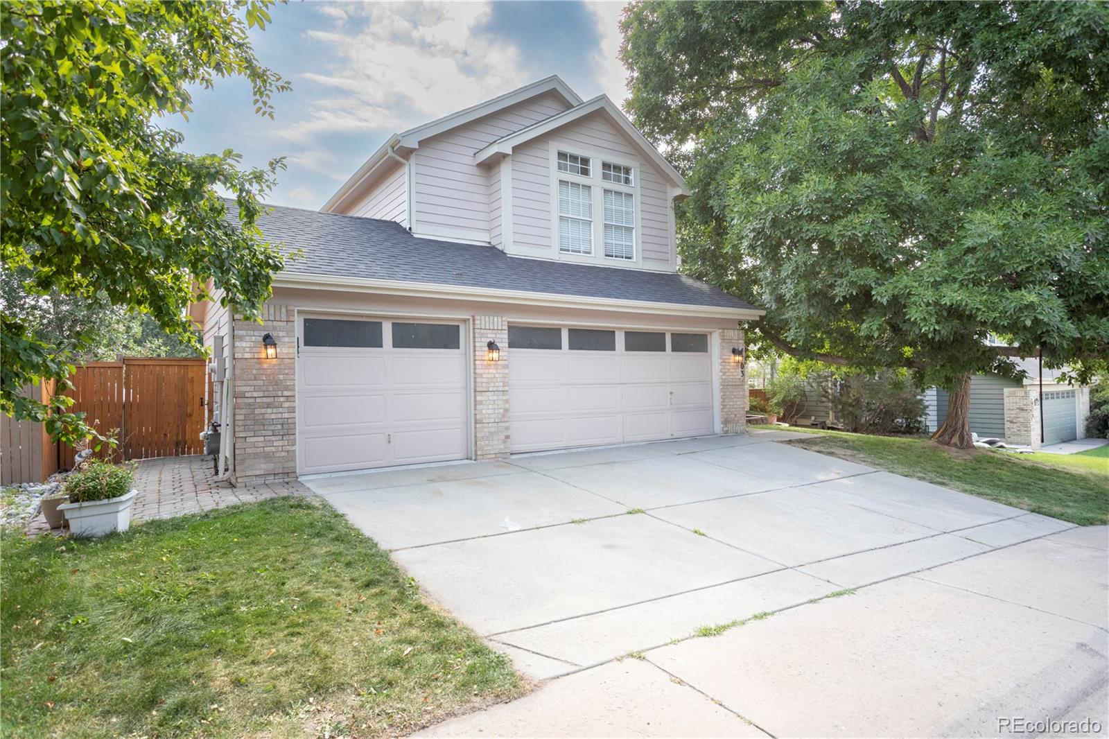 4703 N Wildflowers Way — photo