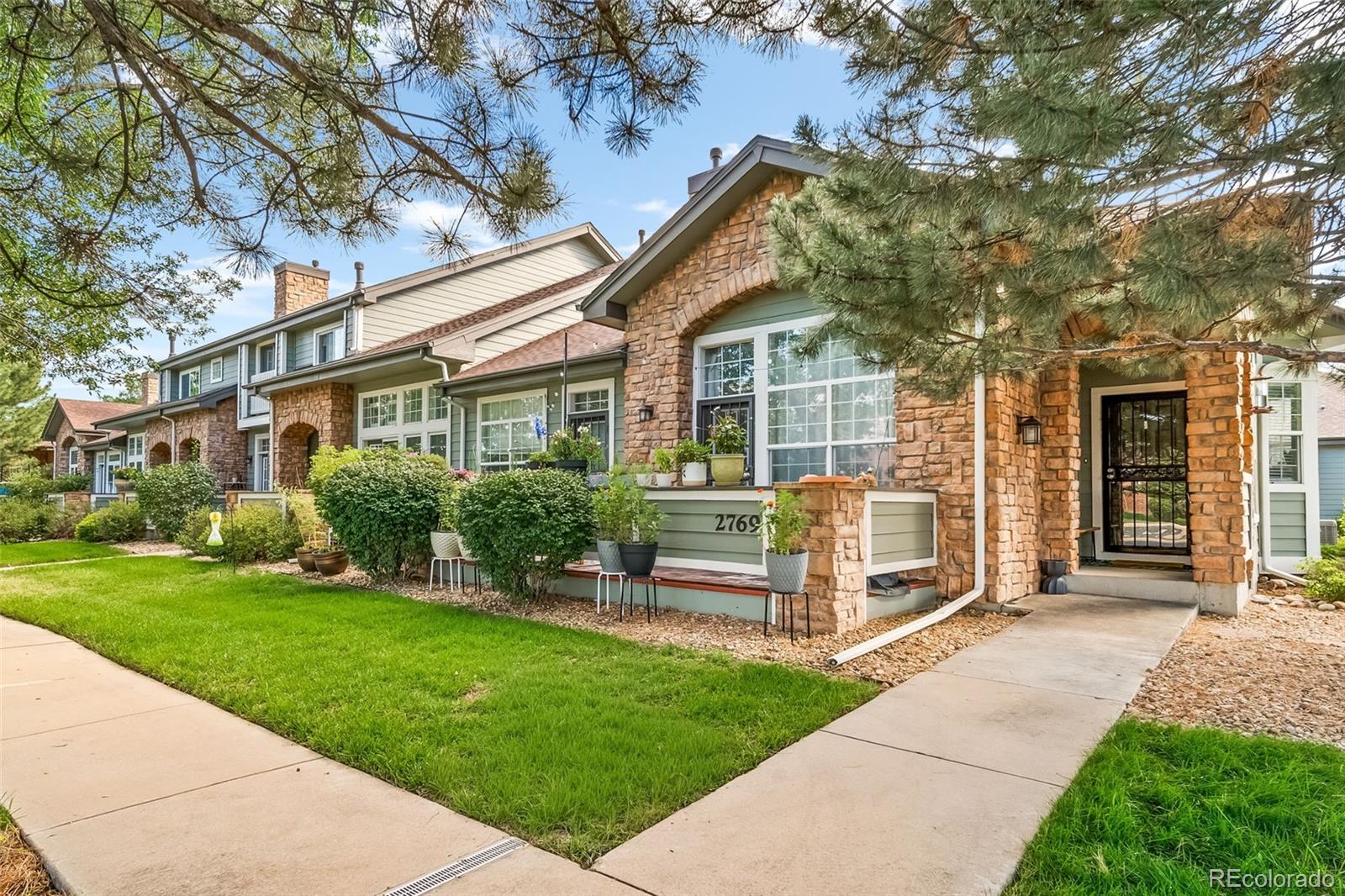 2769 W Greens Court — photo