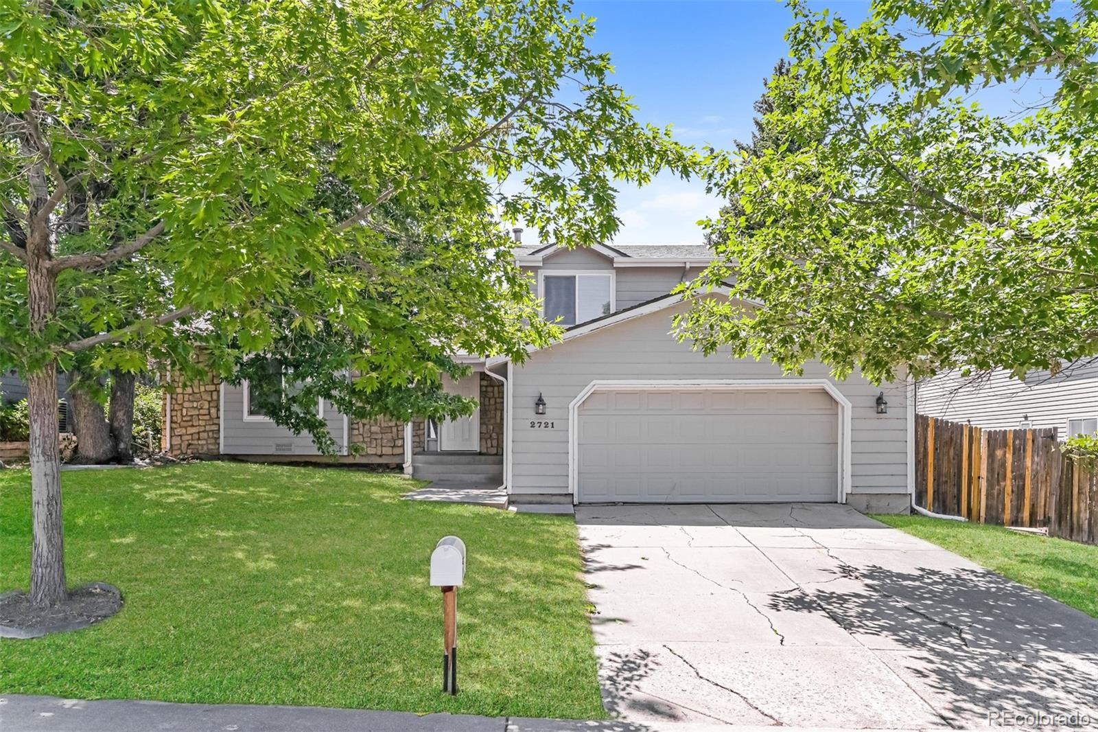2721 S Salida Way — photo