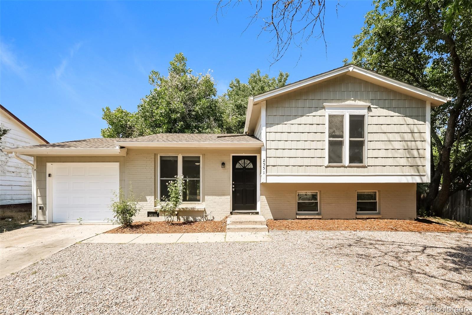 2551 S Kittredge Way — photo