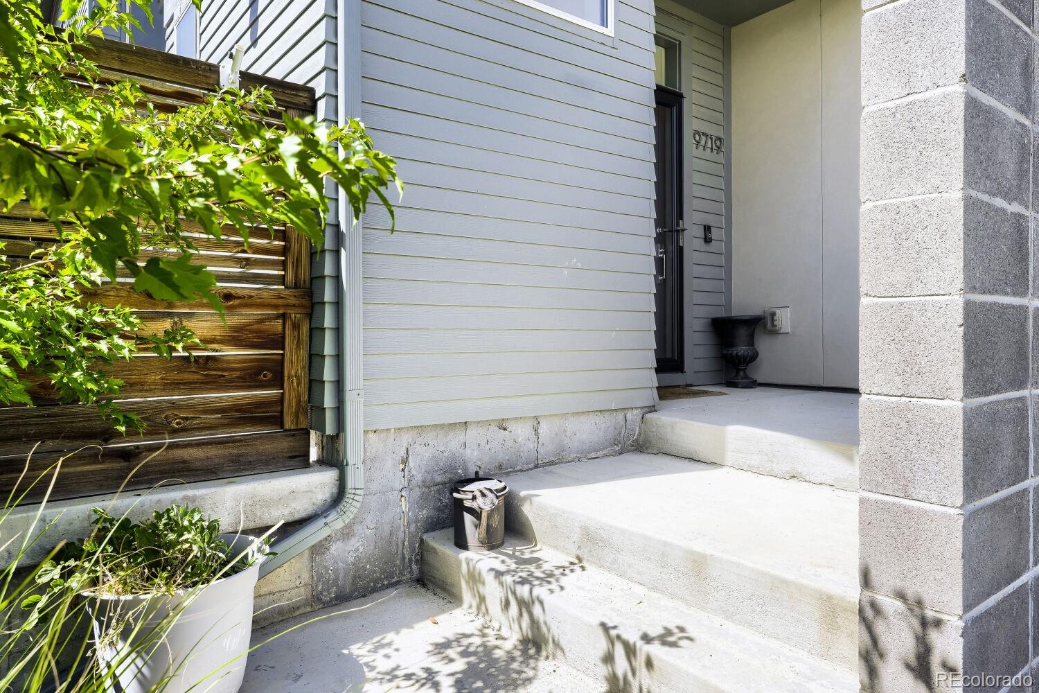 9719 Taylor River Circle — photo