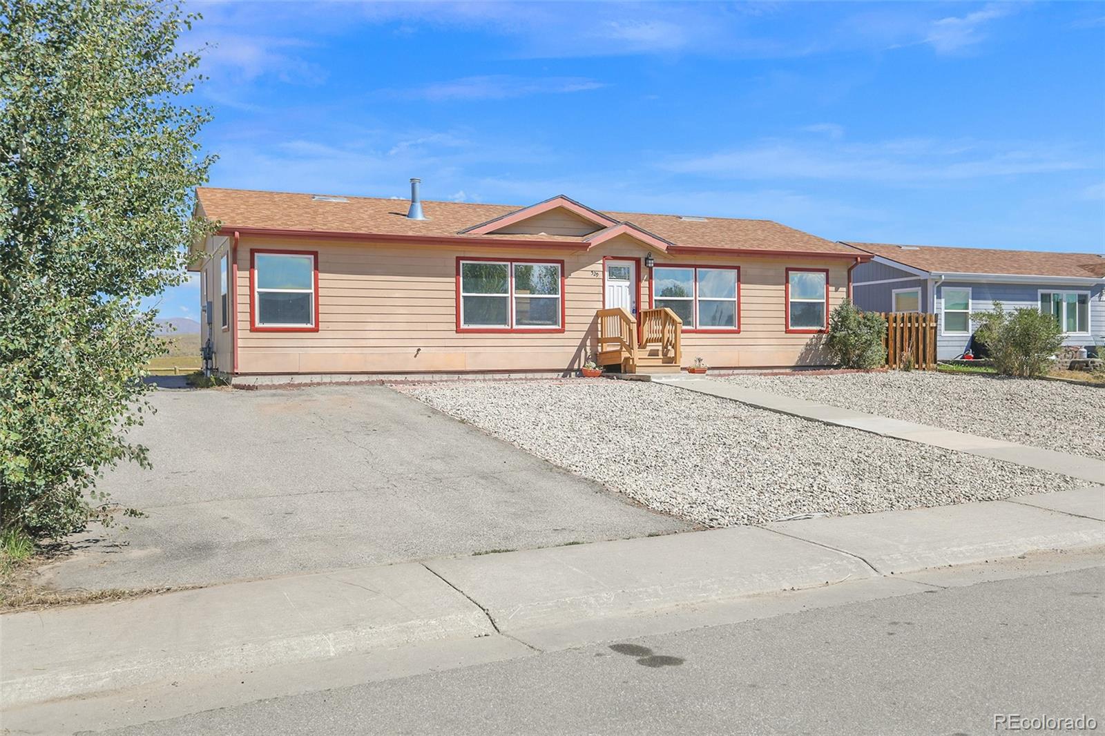 529 E Aspen Drive — photo