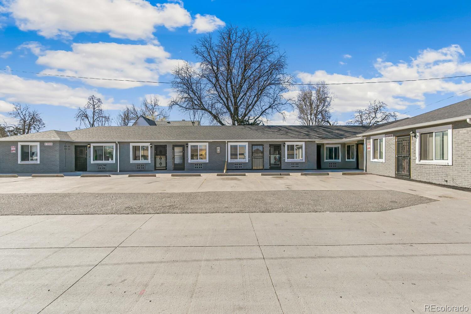 1467 Joliet Street — photo