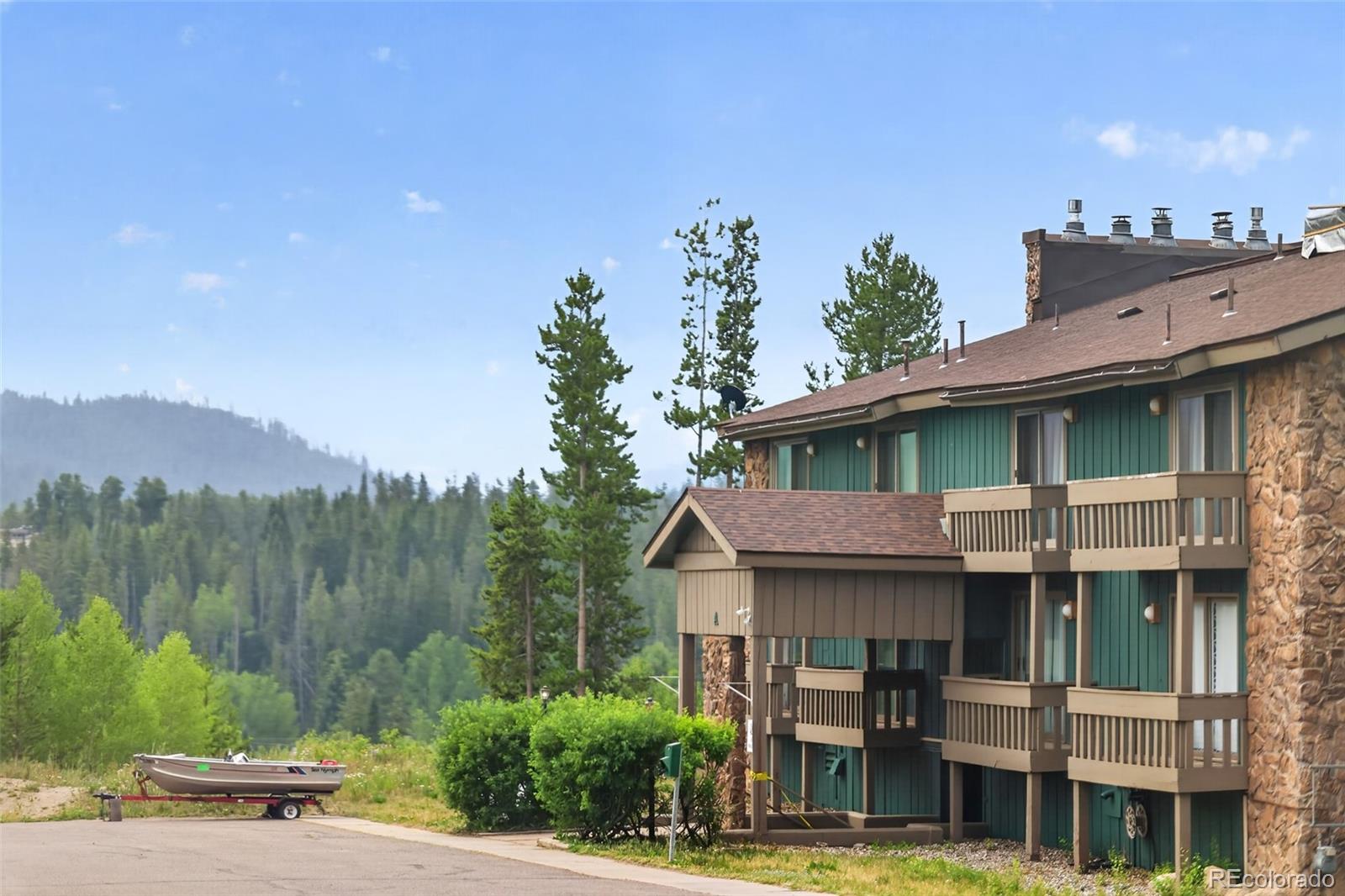 520 Kings Crossing Road 304 — photo