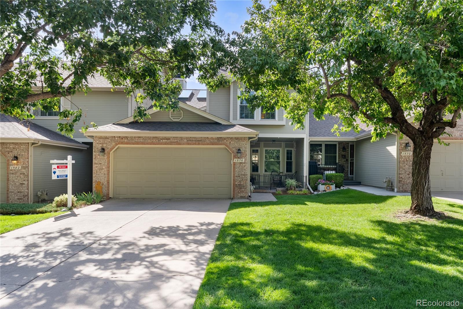 1576 E Nichols Circle — photo