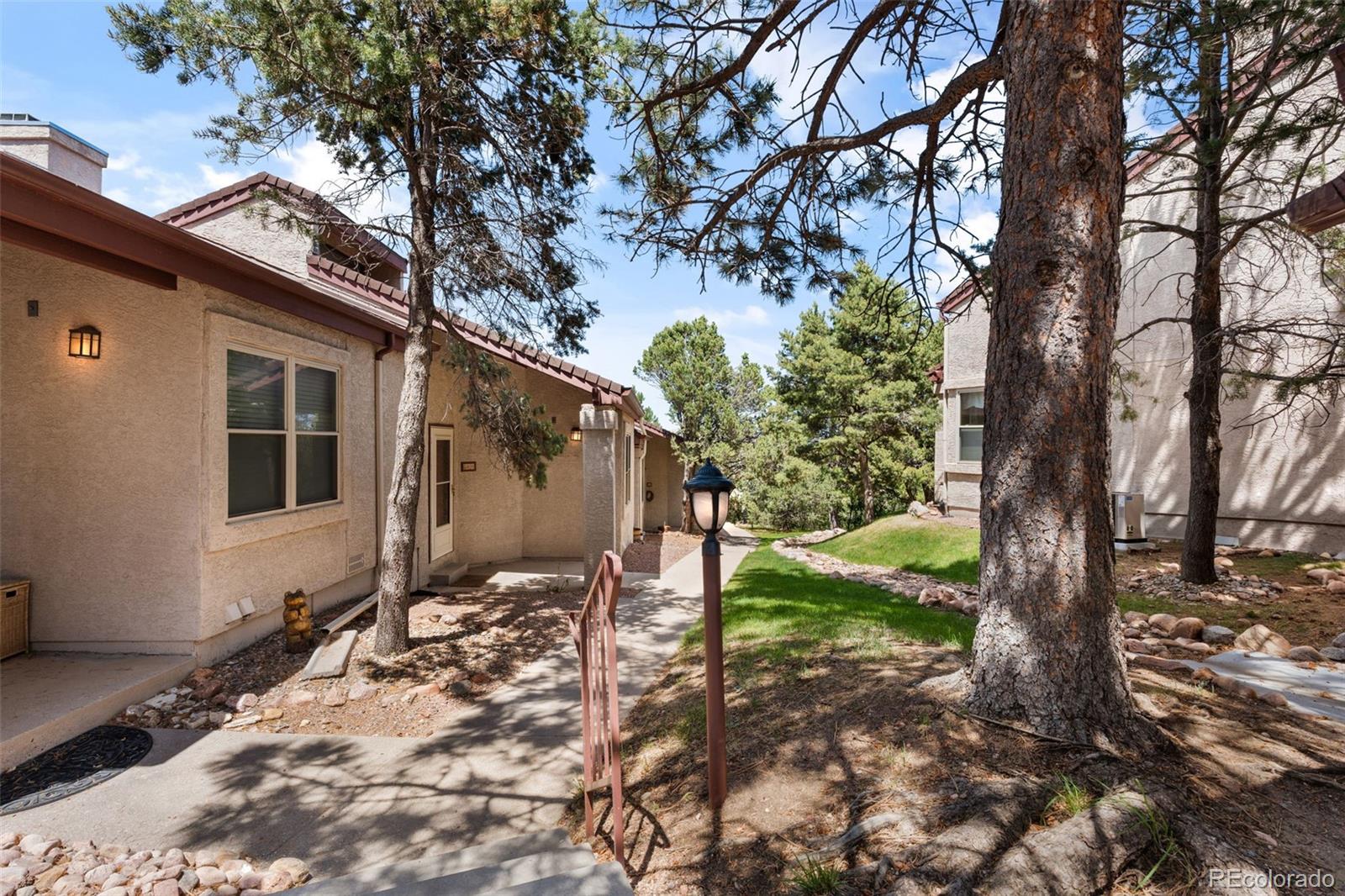 640 Autumn Crest Circle B — photo