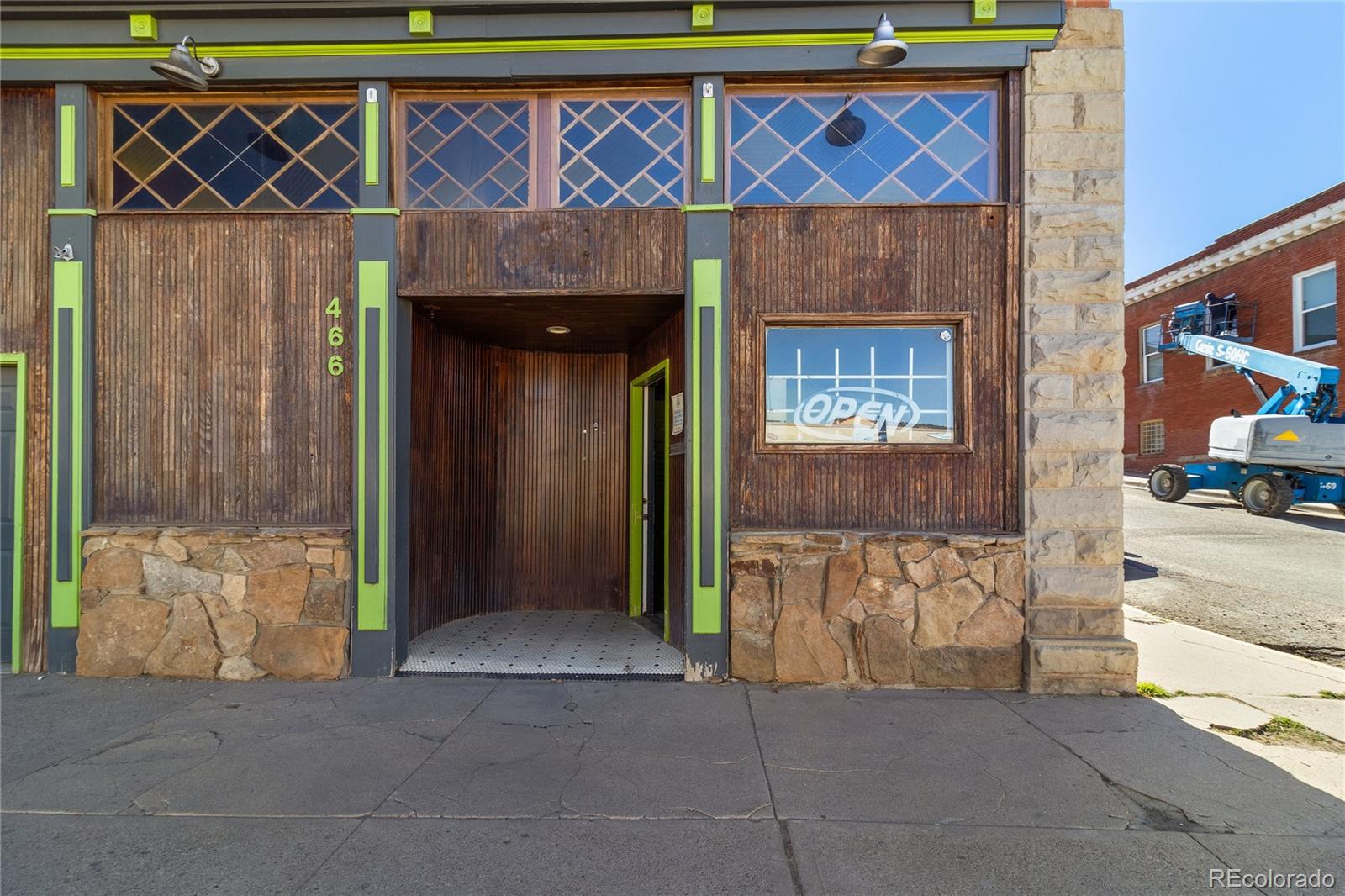 466 W Main Street — photo