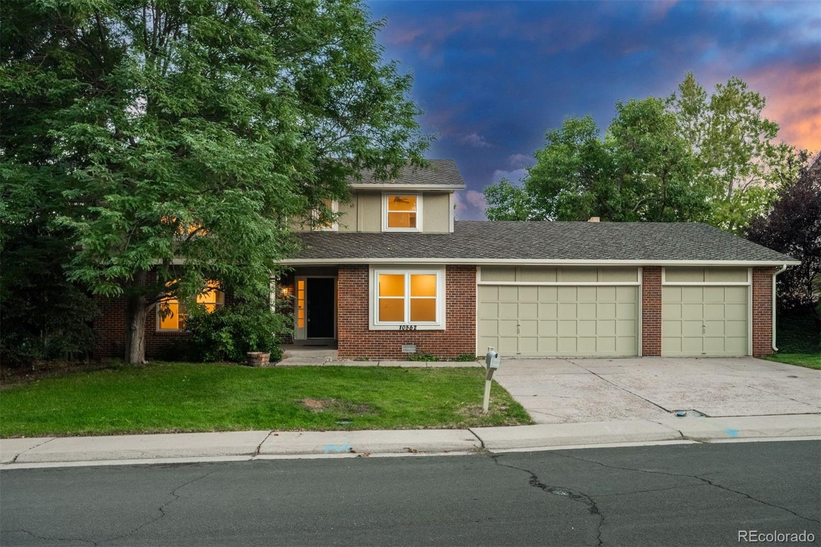 10562 E Maplewood Drive — photo