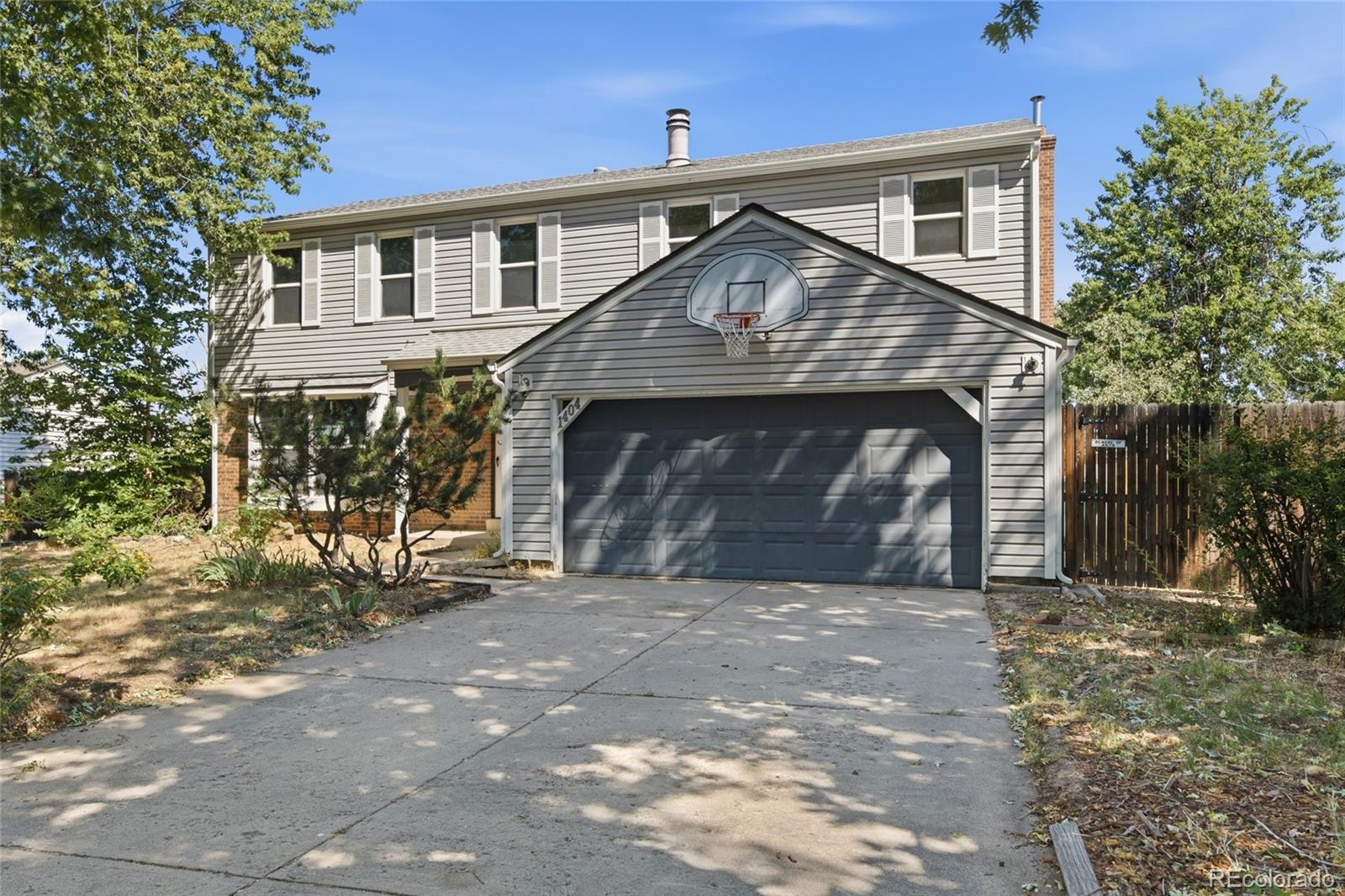 1404 S Vaughn Circle — photo