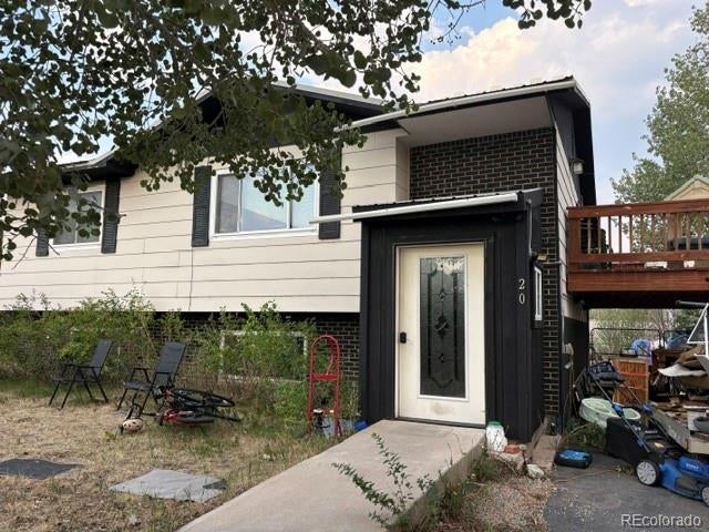 220 20th — photo